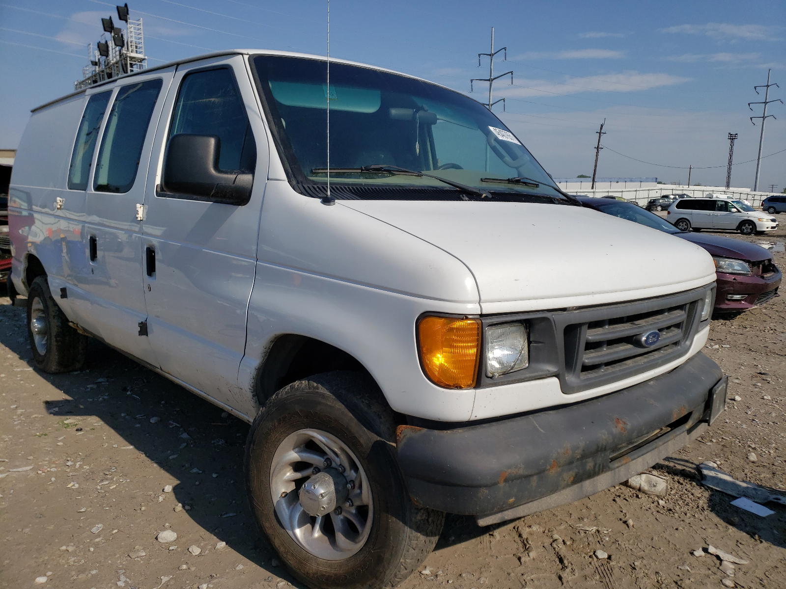 FORD ECONOLINE 2003 with VIN 1FTNE24L23HC03940 - Photo from auction