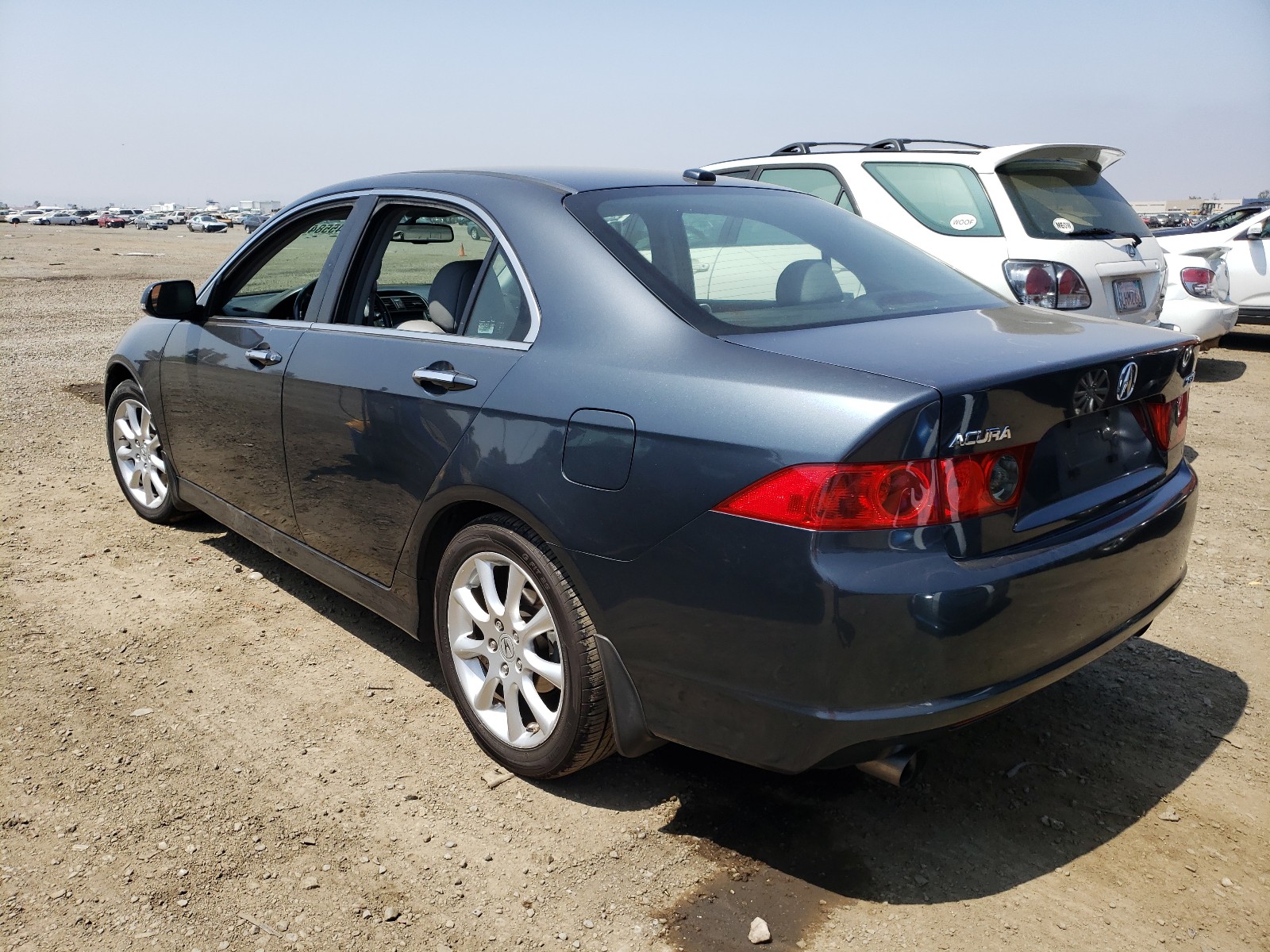 Photo 3 from auction – 2007 ACURA TSX with VIN JH4CL96977C021496