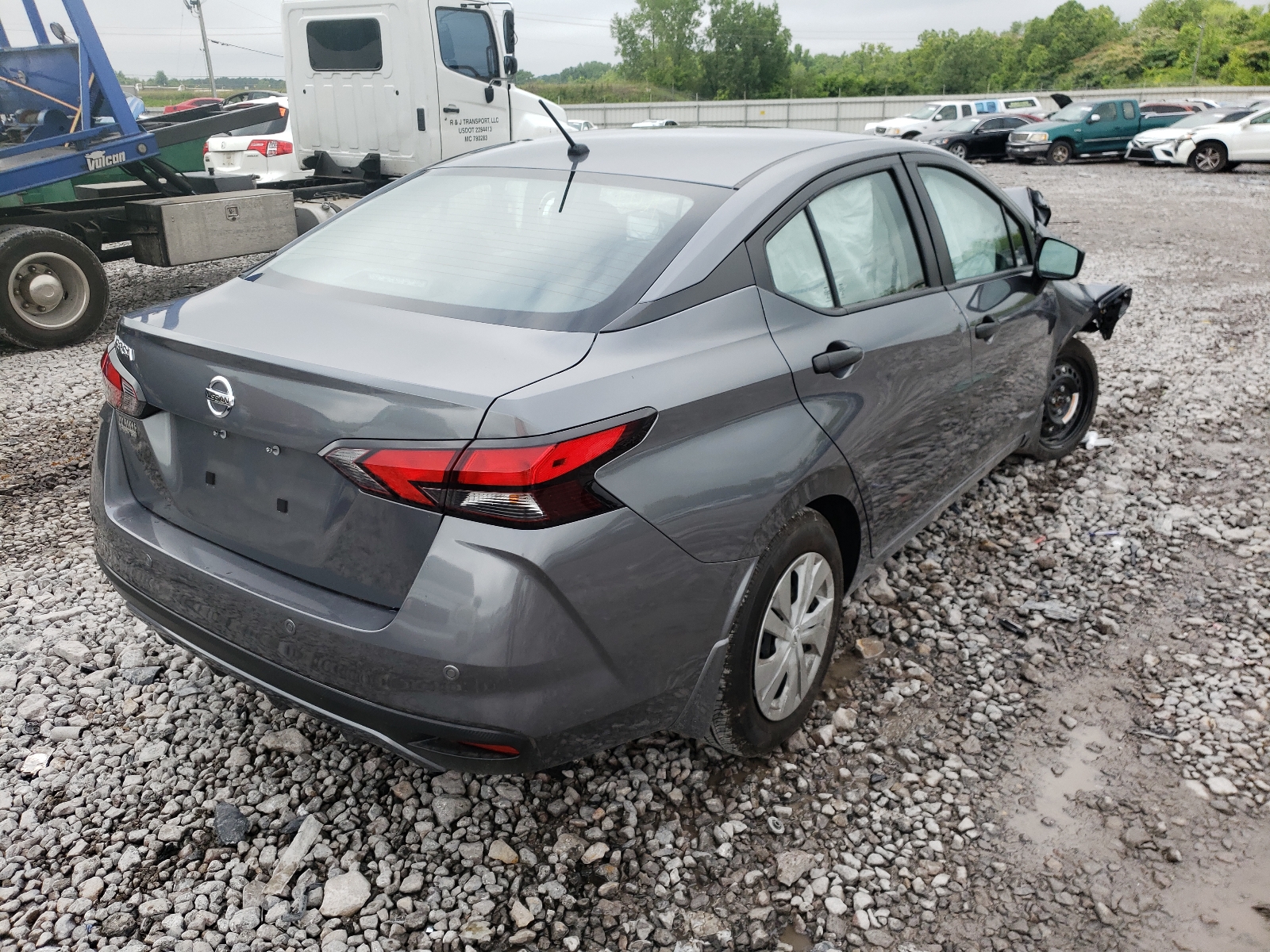 Photo 4 from auction – 2020 NISSAN VERSA S with VIN 3N1CN8DV8LL905390
