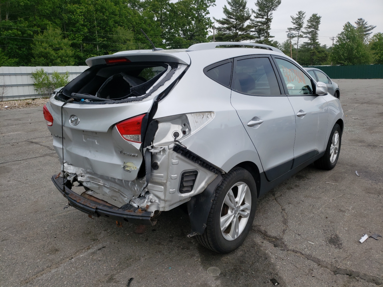 Photo 4 from auction – 2012 HYUNDAI TUCSON GLS with VIN KM8JUCAC0CU473778