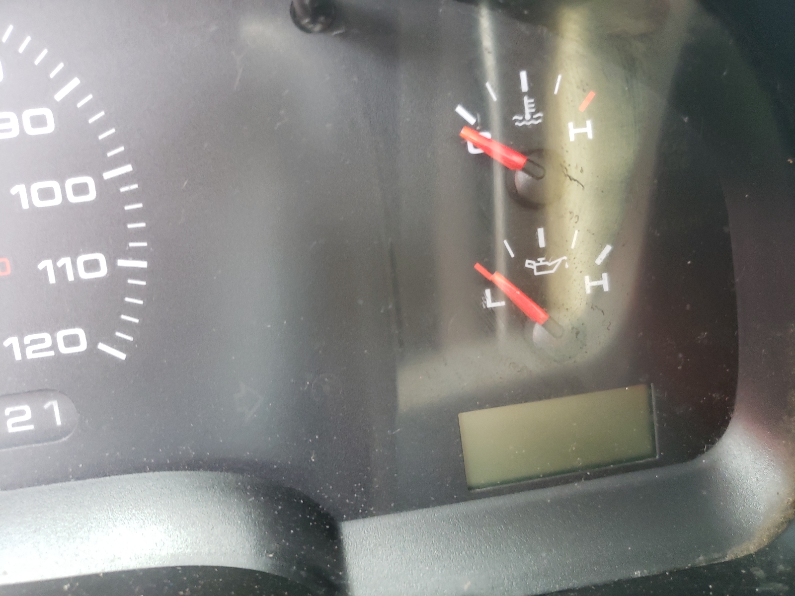 Photo 8 from auction – 2005 FORD F150 with VIN 1FTRX12W05NA31205