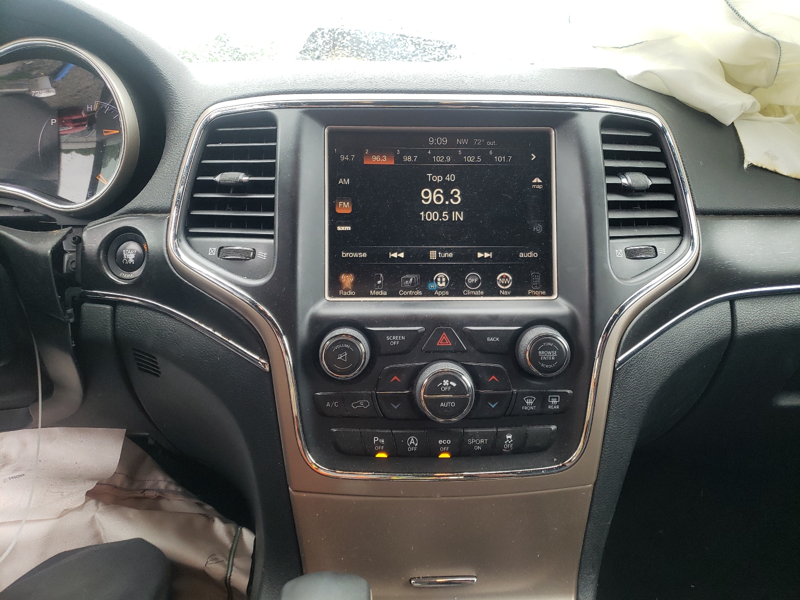 Photo 9 from auction – 2016 JEEP GRAND CHER with VIN 1C4RJEBG6GC401704