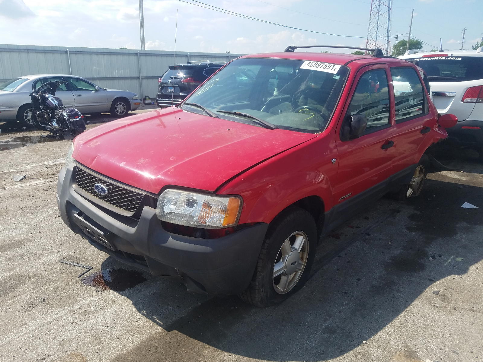 Photo 2 from auction – 2002 FORD ESCAPE XLS with VIN 1FMYU021X2KB77199