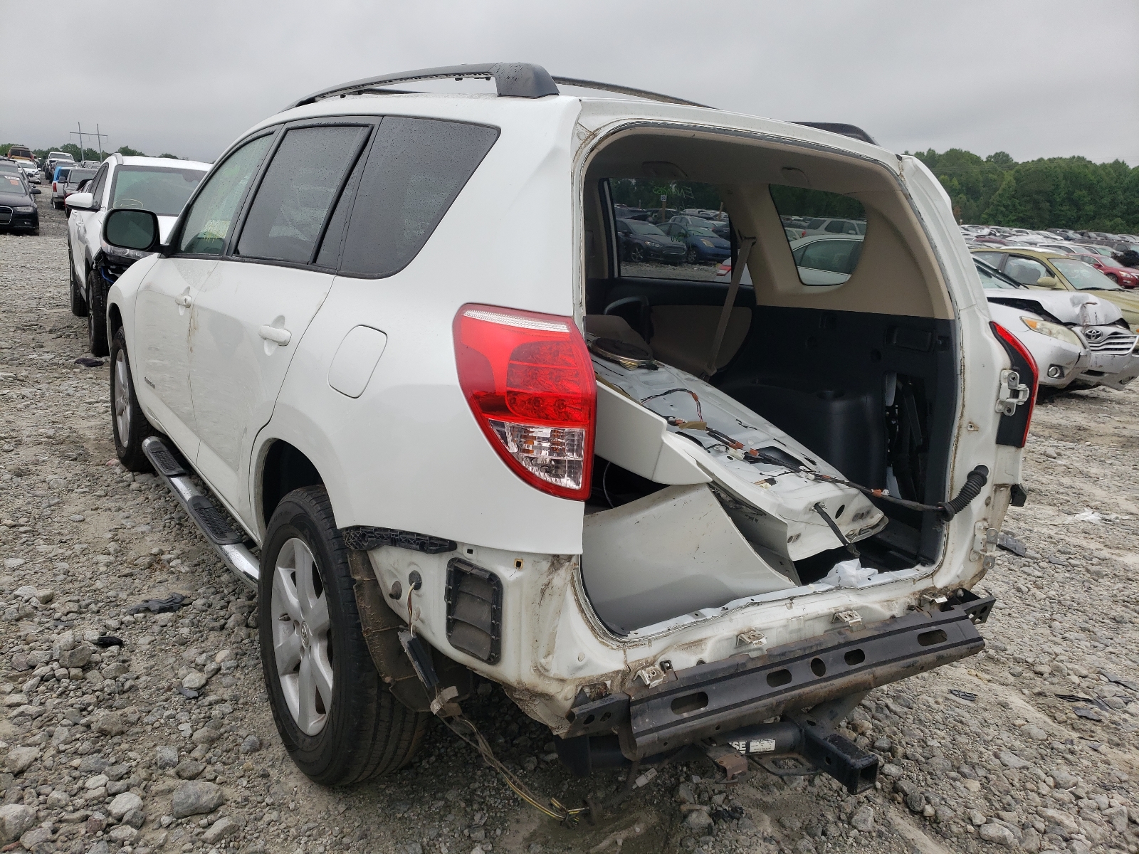 Photo 3 from auction – 2006 TOYOTA RAV4 LIMIT with VIN JTMZD31V065004522