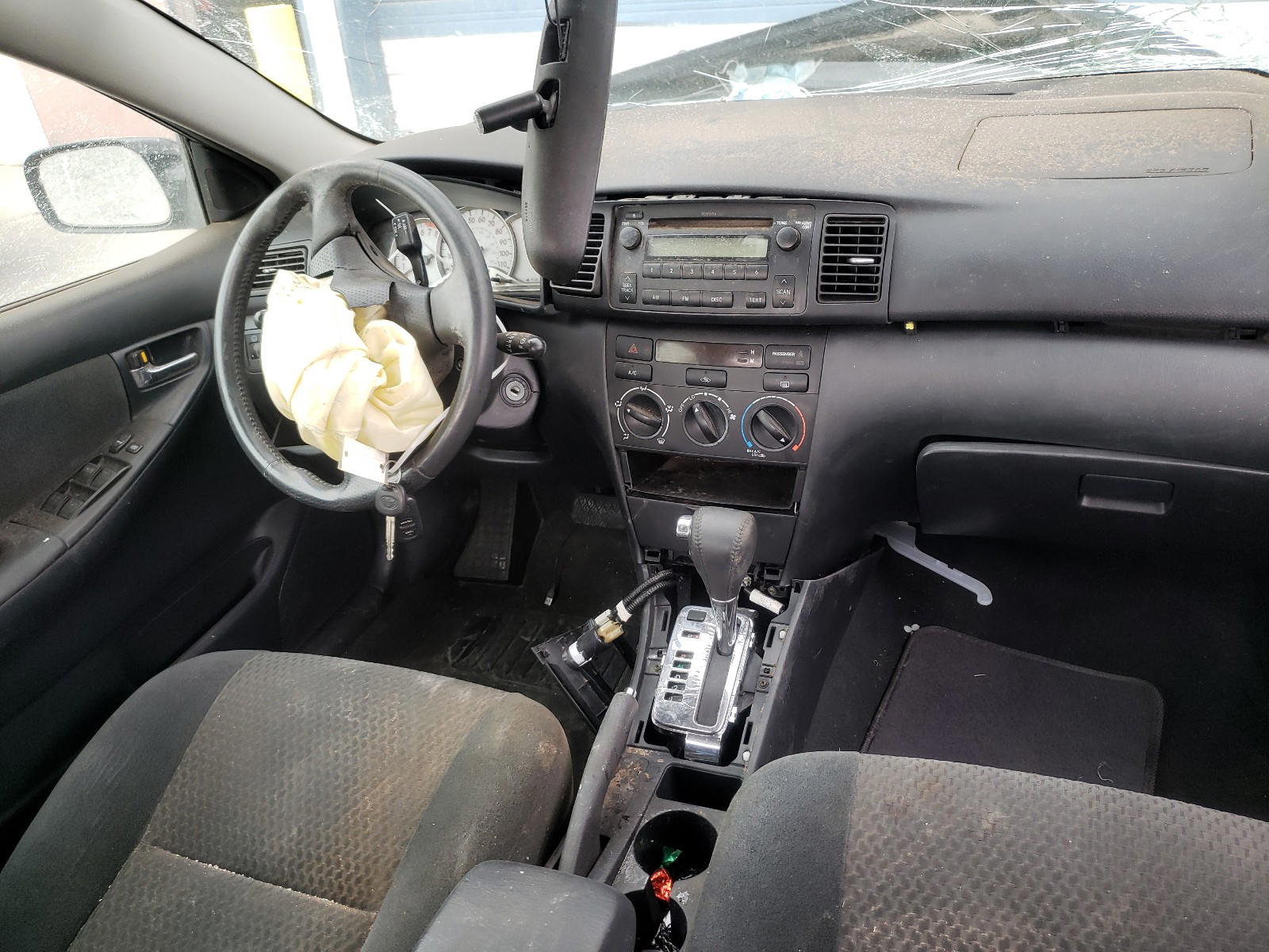 Photo 9 from auction – 2006 TOYOTA COROLLA CE with VIN 2T1BR32E46C693310