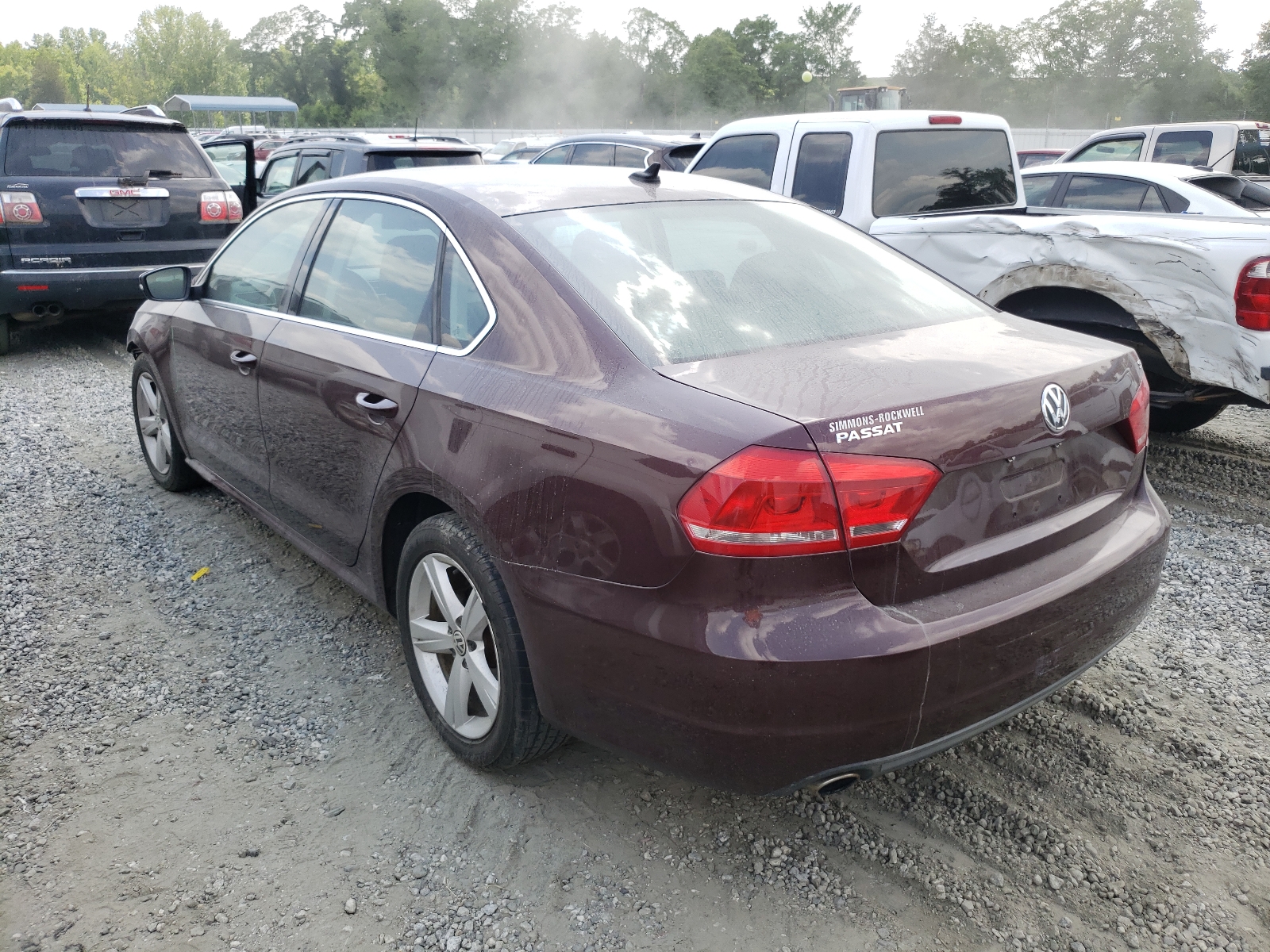 Photo 3 from auction – 2014 VOLKSWAGEN PASSAT SE with VIN 1VWBP7A33EC004665