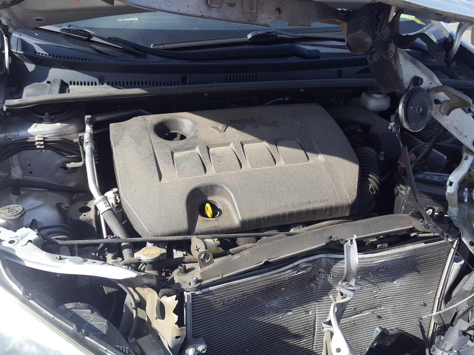 Photo 7 from auction – 2015 TOYOTA CAMRY with VIN 5YFBURHEXFP301701