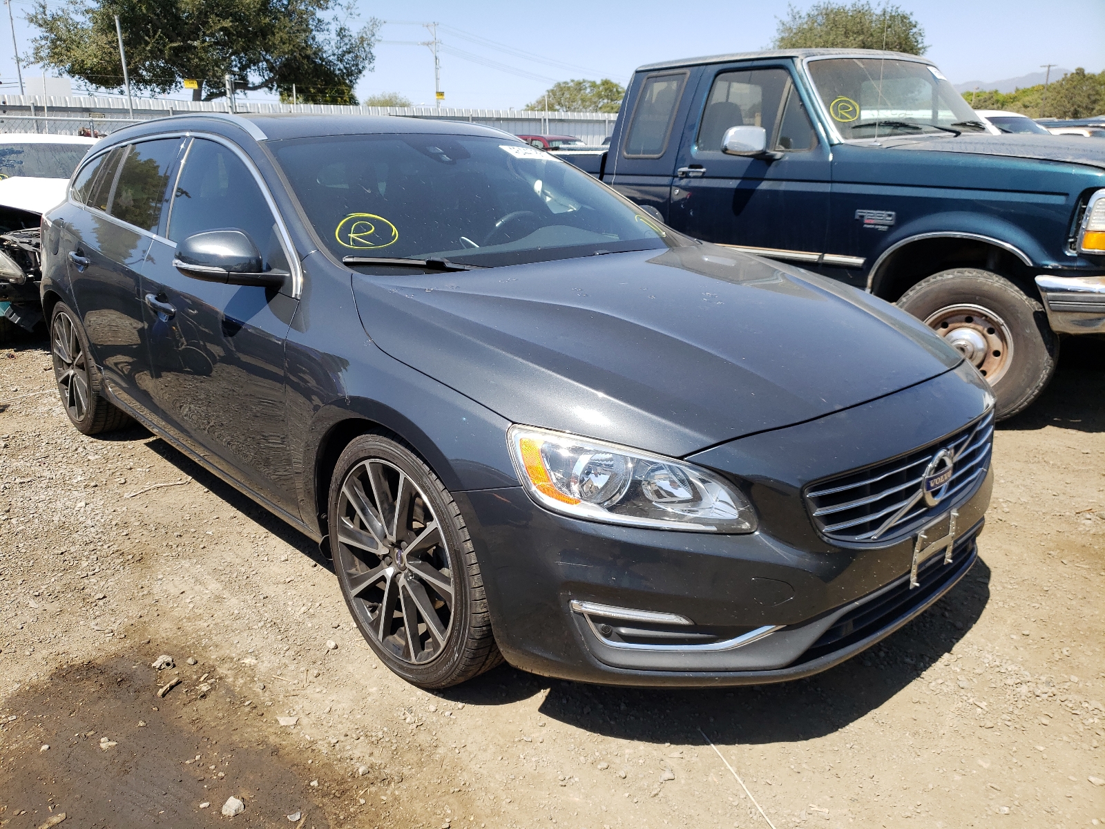 VOLVO V60 T5 PRE 2016 with VIN YV140MEK9G1304820 - Photo from auction