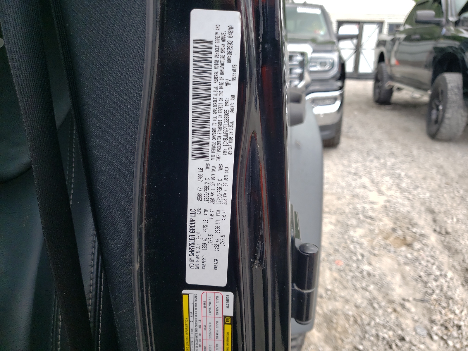 Photo 10 from auction – 2014 JEEP WRANGLER U with VIN 1C4BJWFG7EL326025