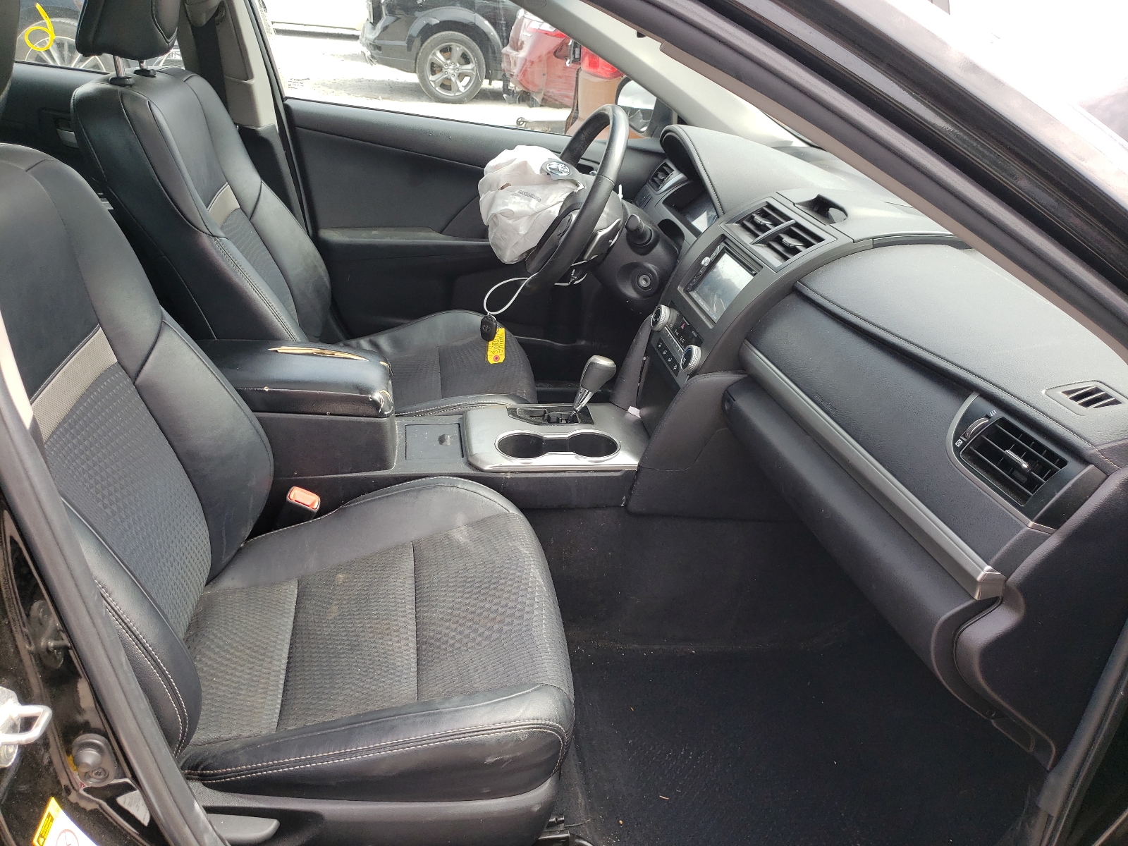Photo 19 from auction – 2014 TOYOTA CAMRY L with VIN 4T1BF1FK9EU871626
