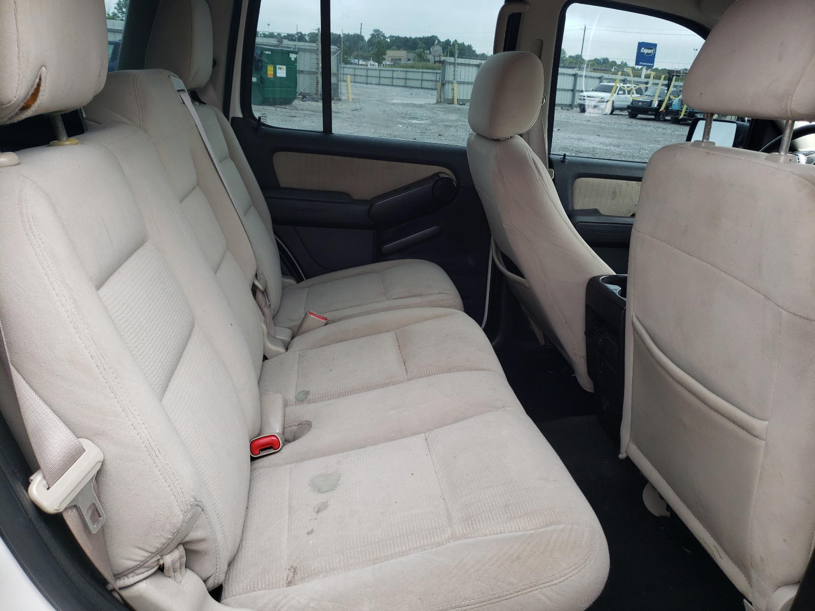 Photo 6 from auction – 2008 FORD EXPLORER X with VIN 1FMEU63E48UA08705