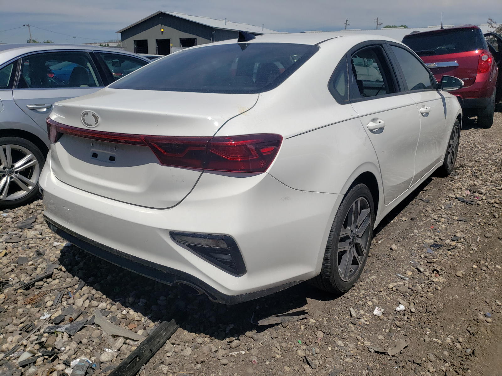 Photo 4 from auction – 2019 KIA FORTE GT L with VIN 3KPF34AD5KE018501
