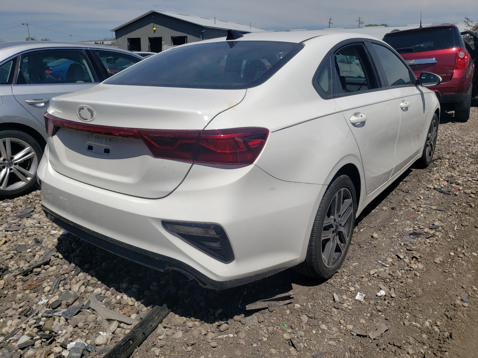 صورة رقم 4 من المزاد - 2019 KIA FORTE GT L مع VIN 3KPF34AD5KE018501
