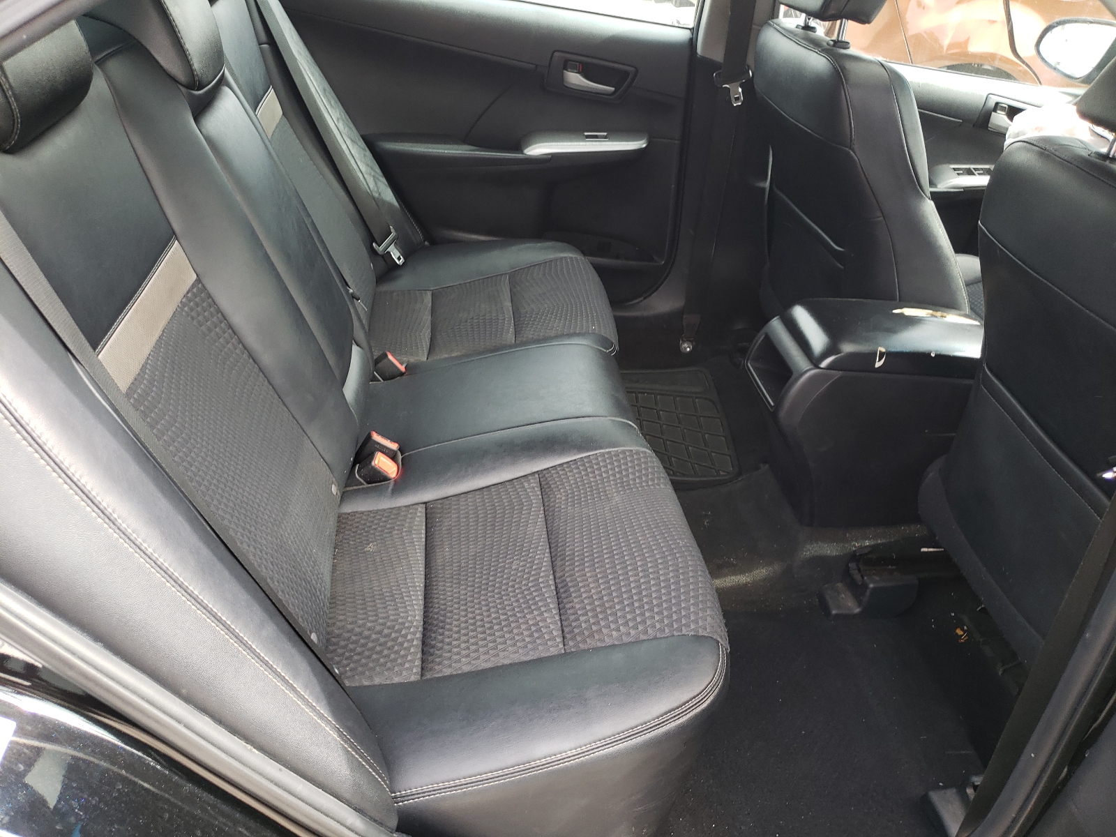 Photo 18 from auction – 2014 TOYOTA CAMRY L with VIN 4T1BF1FK9EU871626
