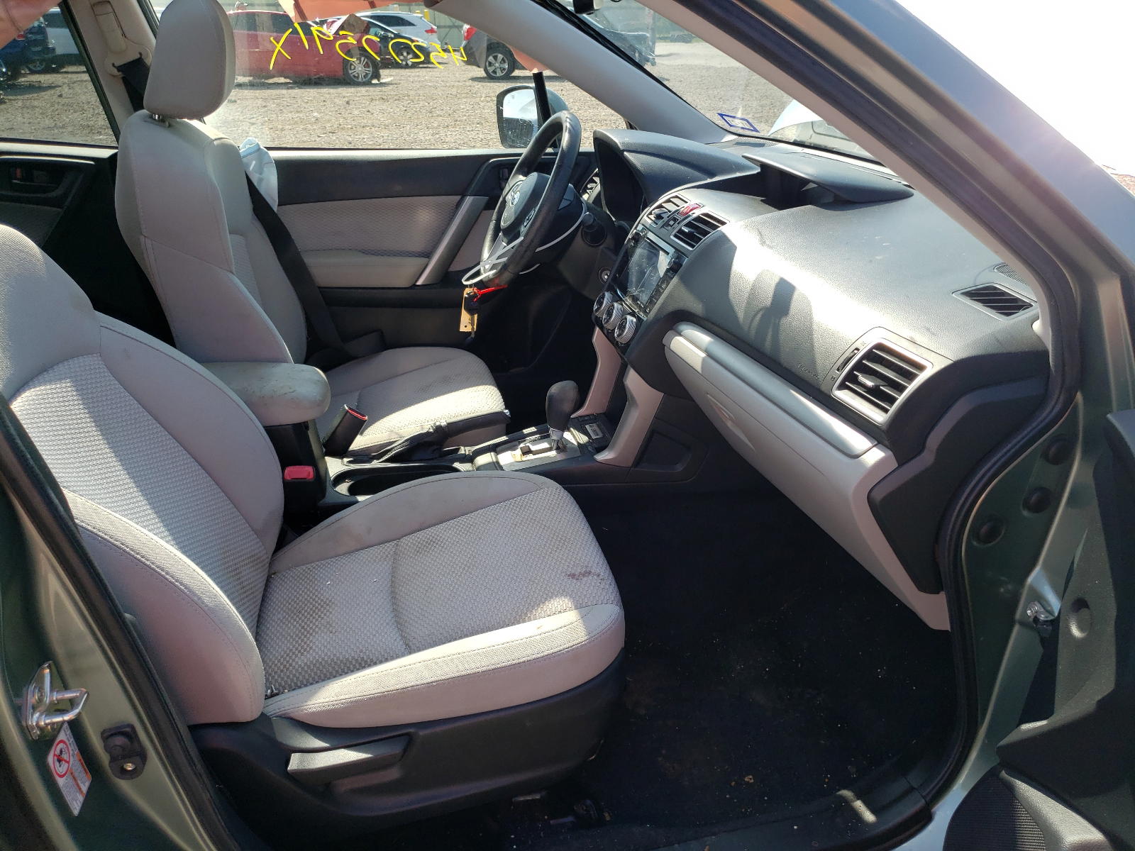 Photo 5 from auction – 2018 SUBARU FORESTER 2 with VIN JF2SJAGC9JH463948