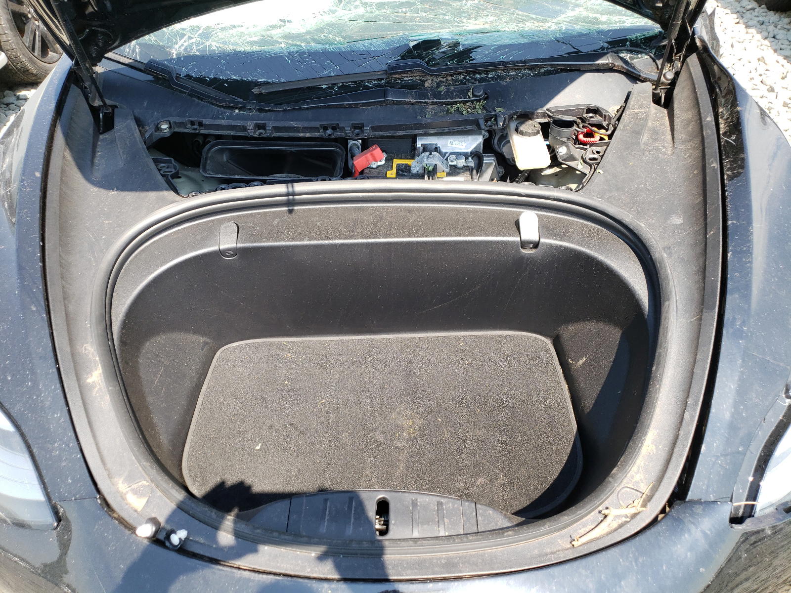 Photo 7 from auction – 2018 TESLA MODEL 3 with VIN 5YJ3E1EAXJF098334