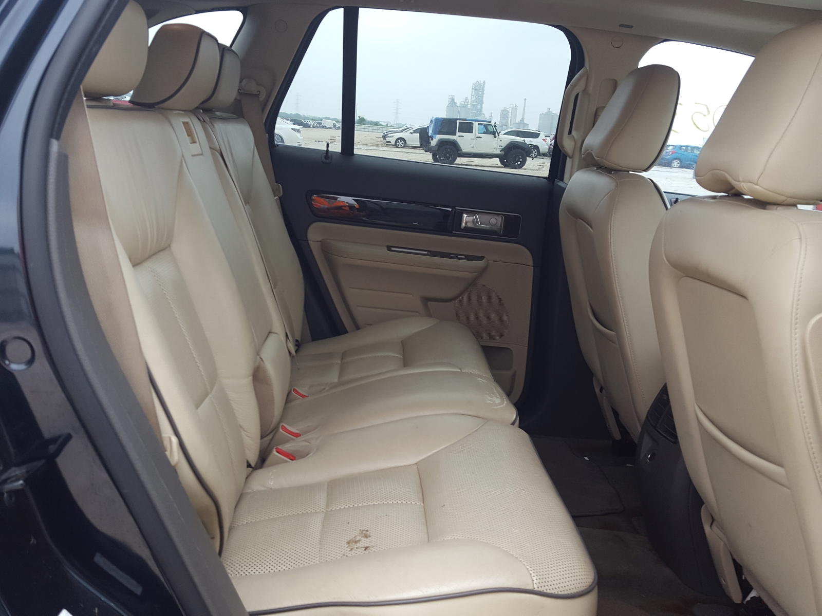 Photo 6 from auction – 2008 LINCOLN MKX with VIN 2LMDU68C58BJ40983