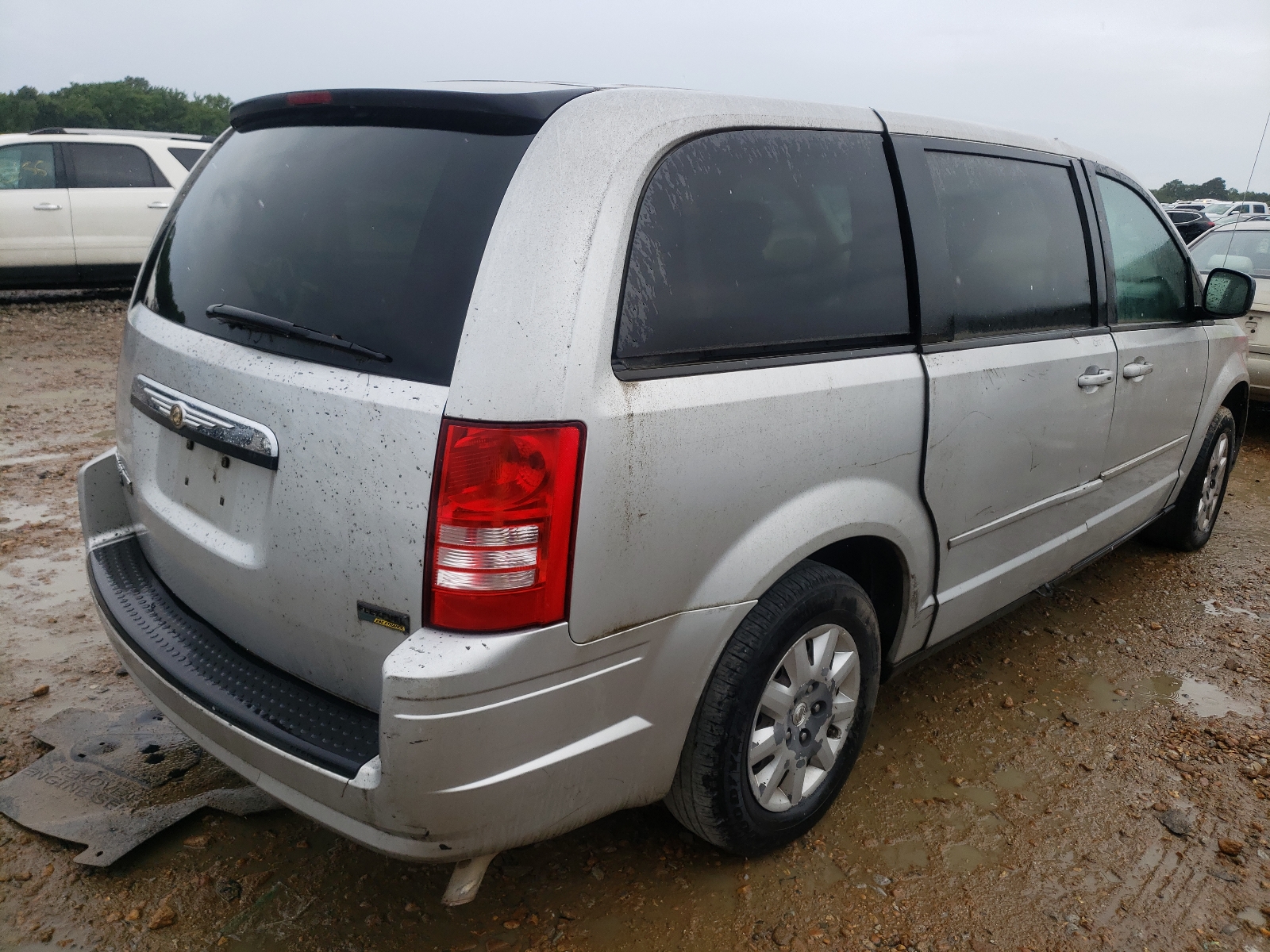 Photo 4 from auction – 2008 CHRYSLER TOWN & COU with VIN 2A8HR54P48R758186