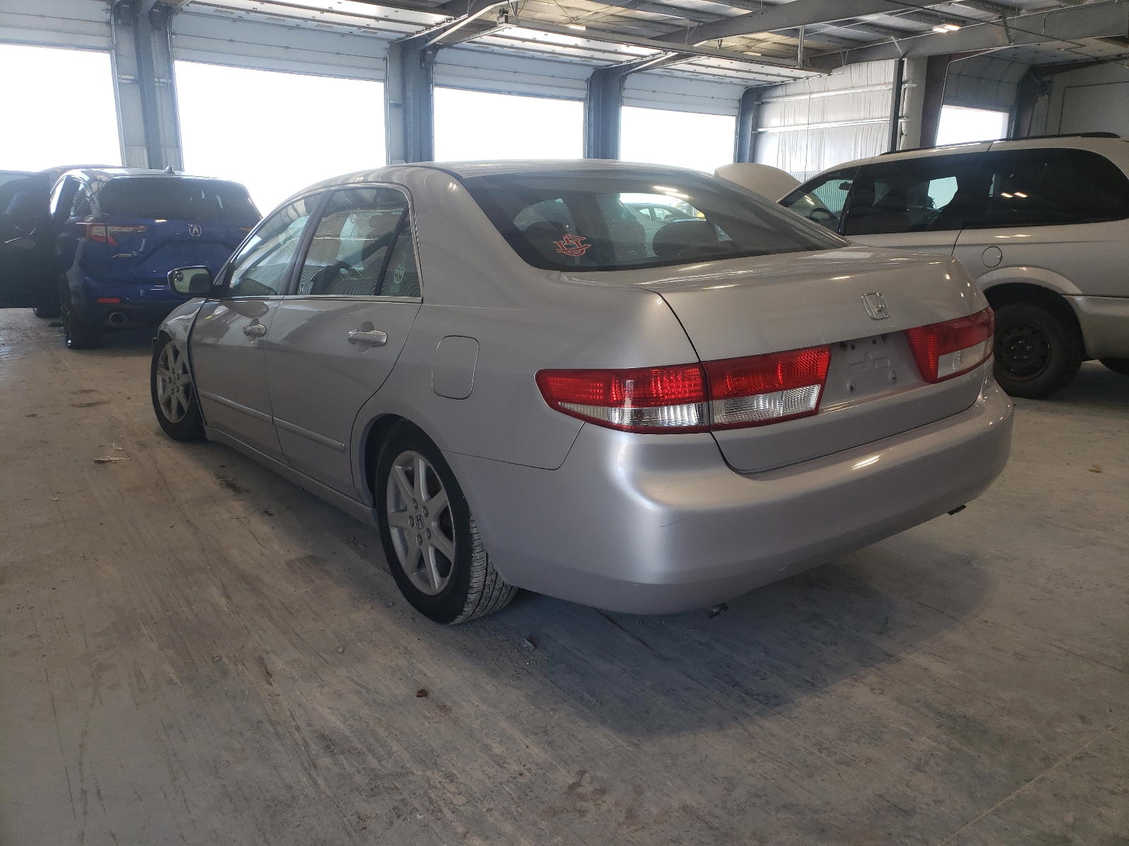 Photo 3 from auction – 2003 HONDA ACCORD with VIN 1HGCM66883A050484