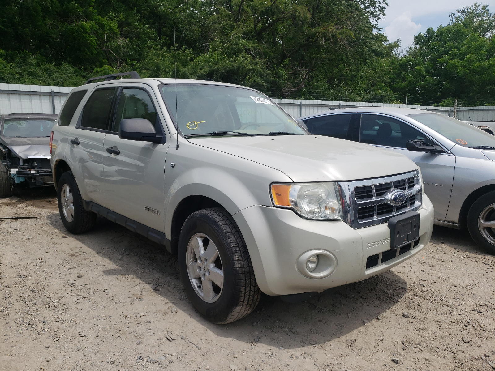 FORD ESCAPE XLT 2008 with VIN 1FMCU93128KD30776 - Photo from auction