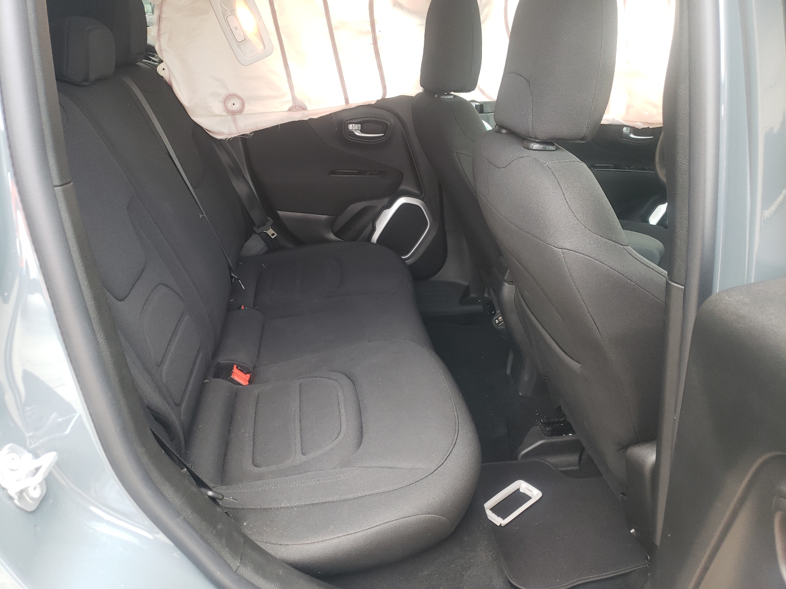 Photo 6 from auction – 2018 JEEP RENEGADE L with VIN ZACCJABB0JPH13197