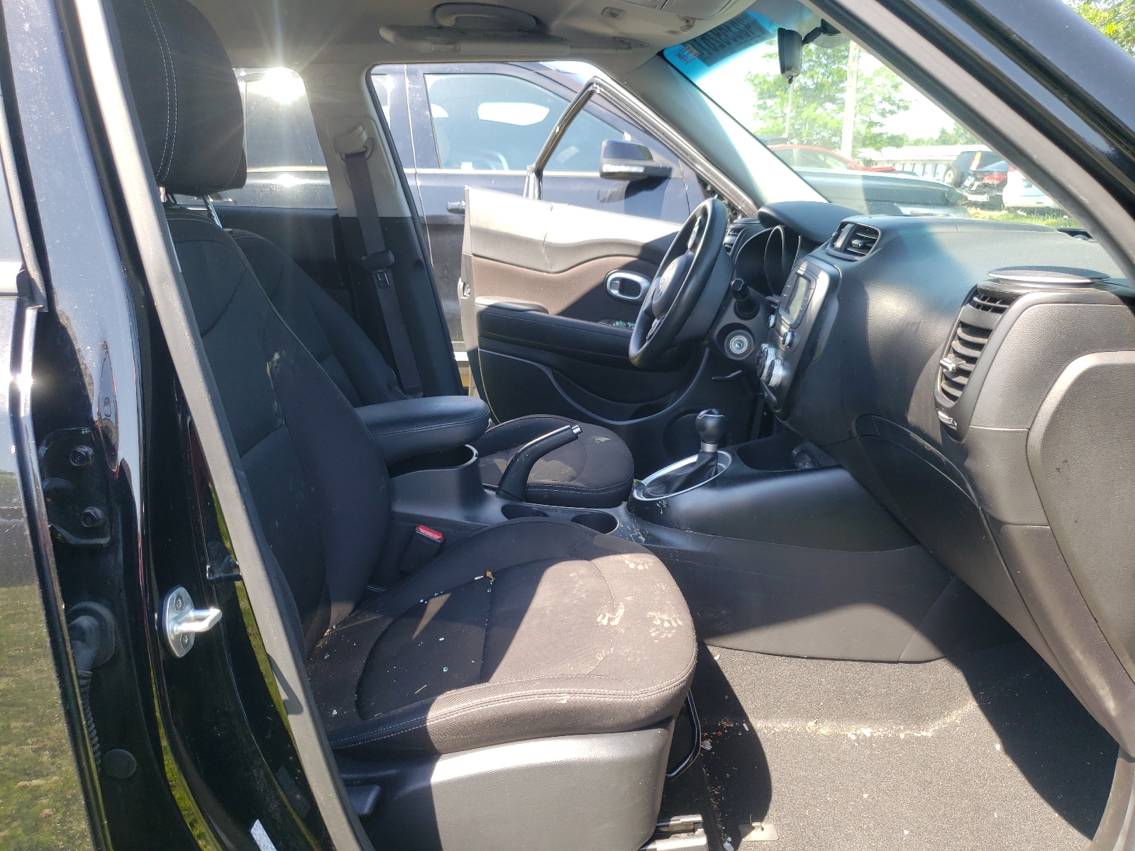 Photo 5 from auction – 2019 KIA SOUL with VIN KNDJN2A25K7915101