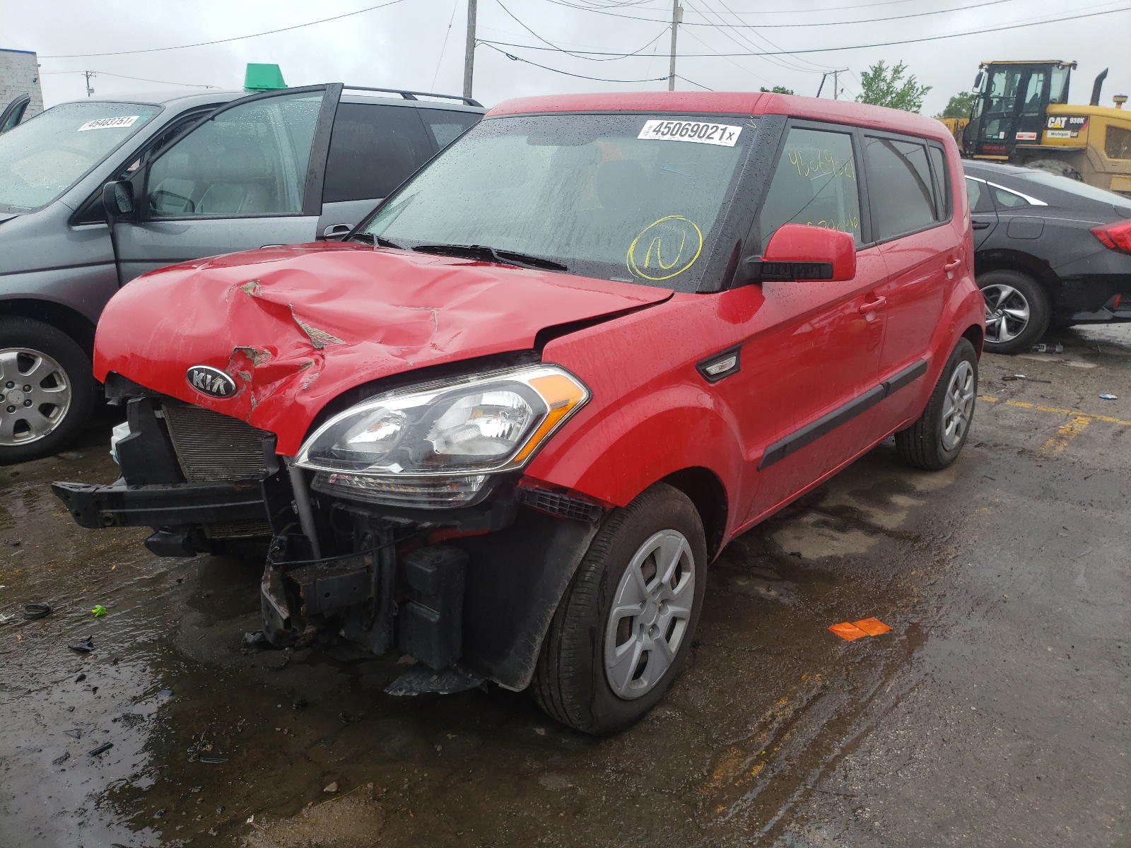Photo 2 from auction – 2013 KIA SOUL with VIN KNDJT2A57D7598926