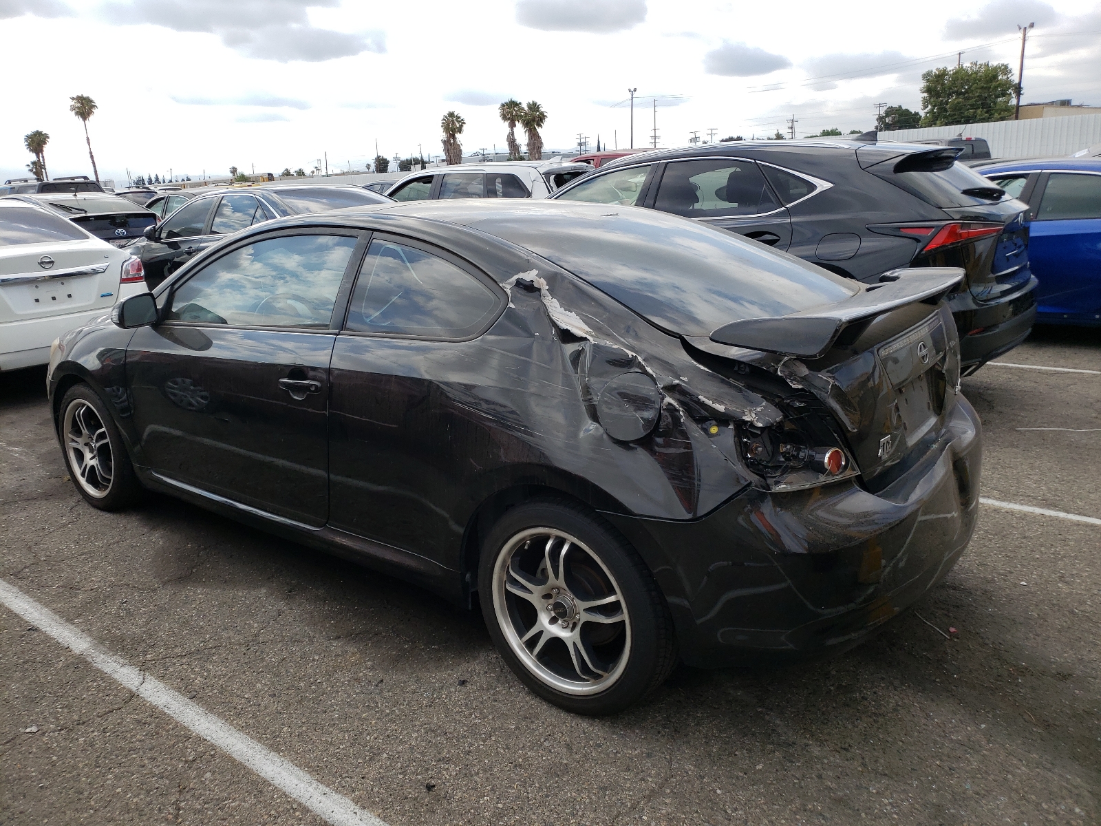 Photo 3 from auction – 2010 TOYOTA SCION TC with VIN JTKDE3B77A0311210
