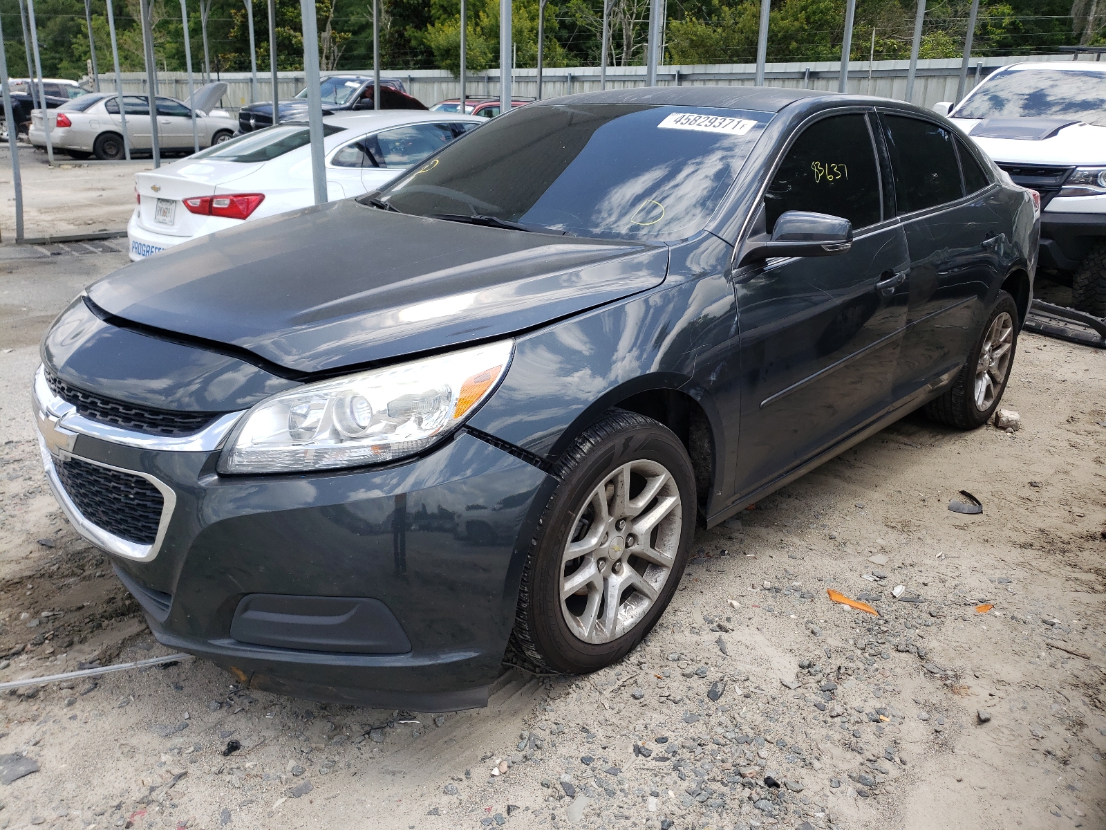 Photo 2 from auction – 2016 CHEVROLET MALIBU LIM with VIN 1G11C5SA5GU103408