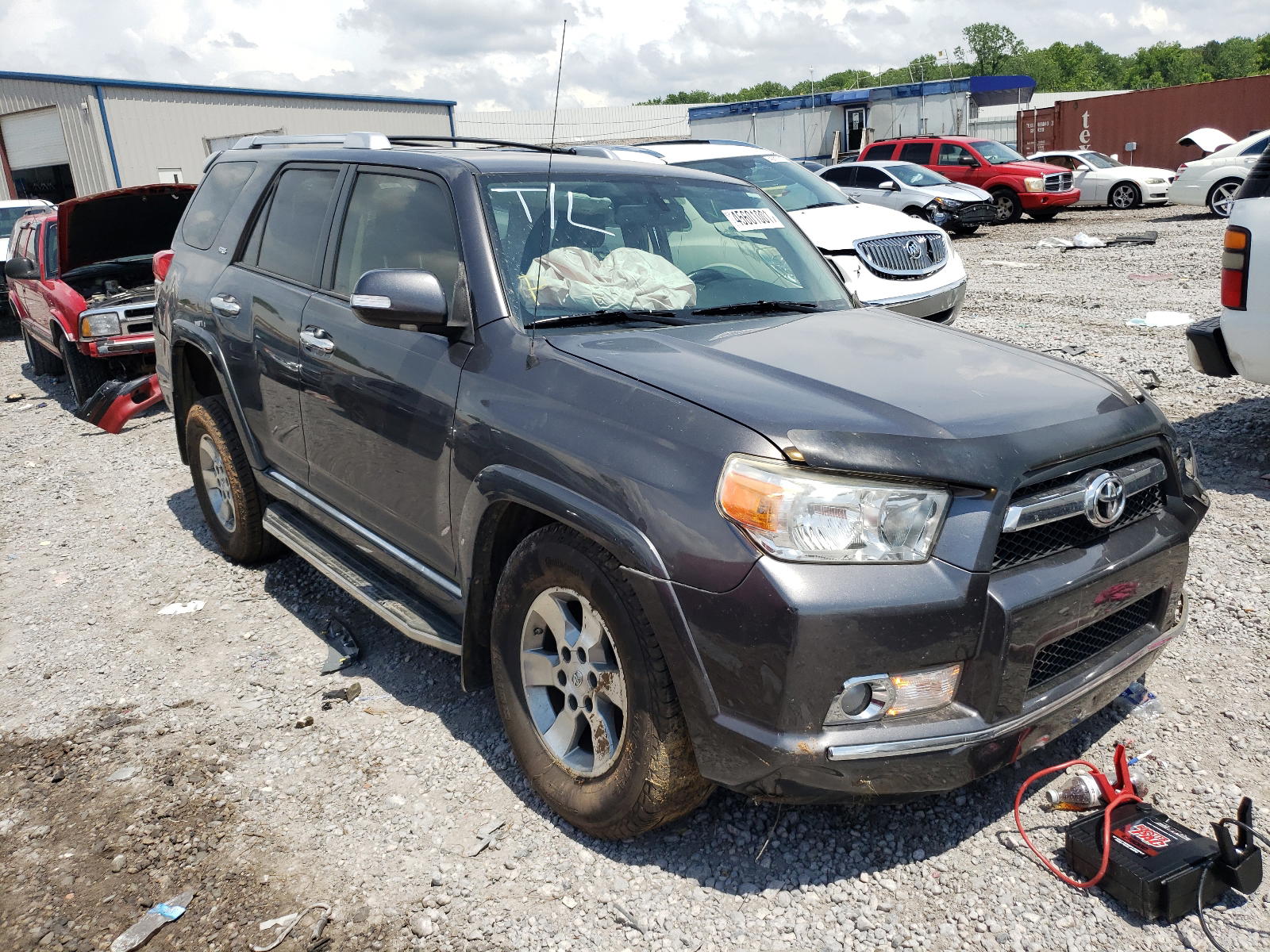 TOYOTA 4RUNNER SR 2013 with VIN JTEZU5JR8D5053670 - Photo from auction