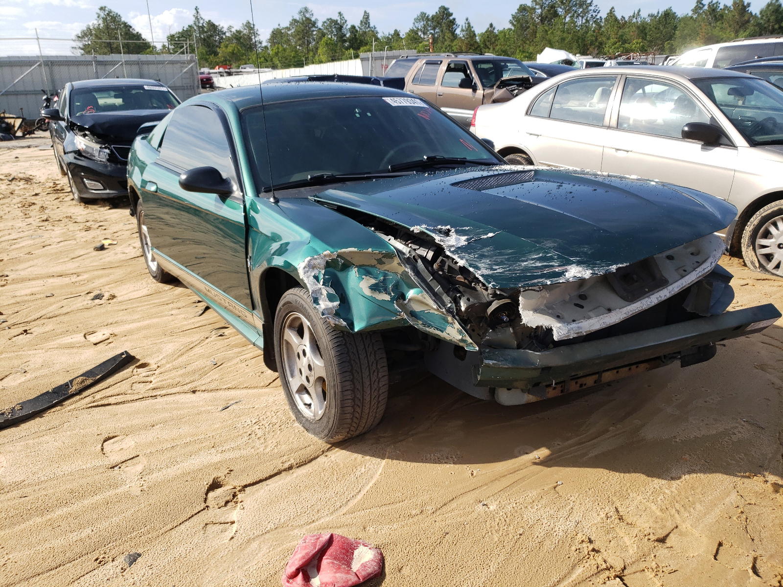 FORD MUSTANG 2002 with VIN 1FAFP40462F191445 - Photo from auction