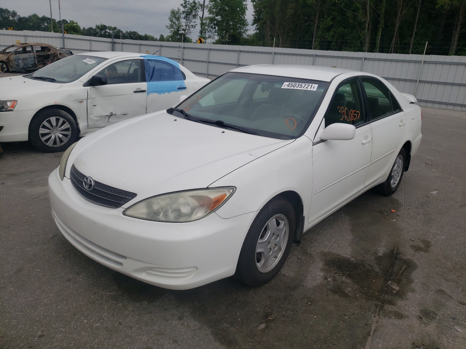 Photo 2 from auction – 2003 TOYOTA CAMRY LE with VIN 4T1BF32K53U041109