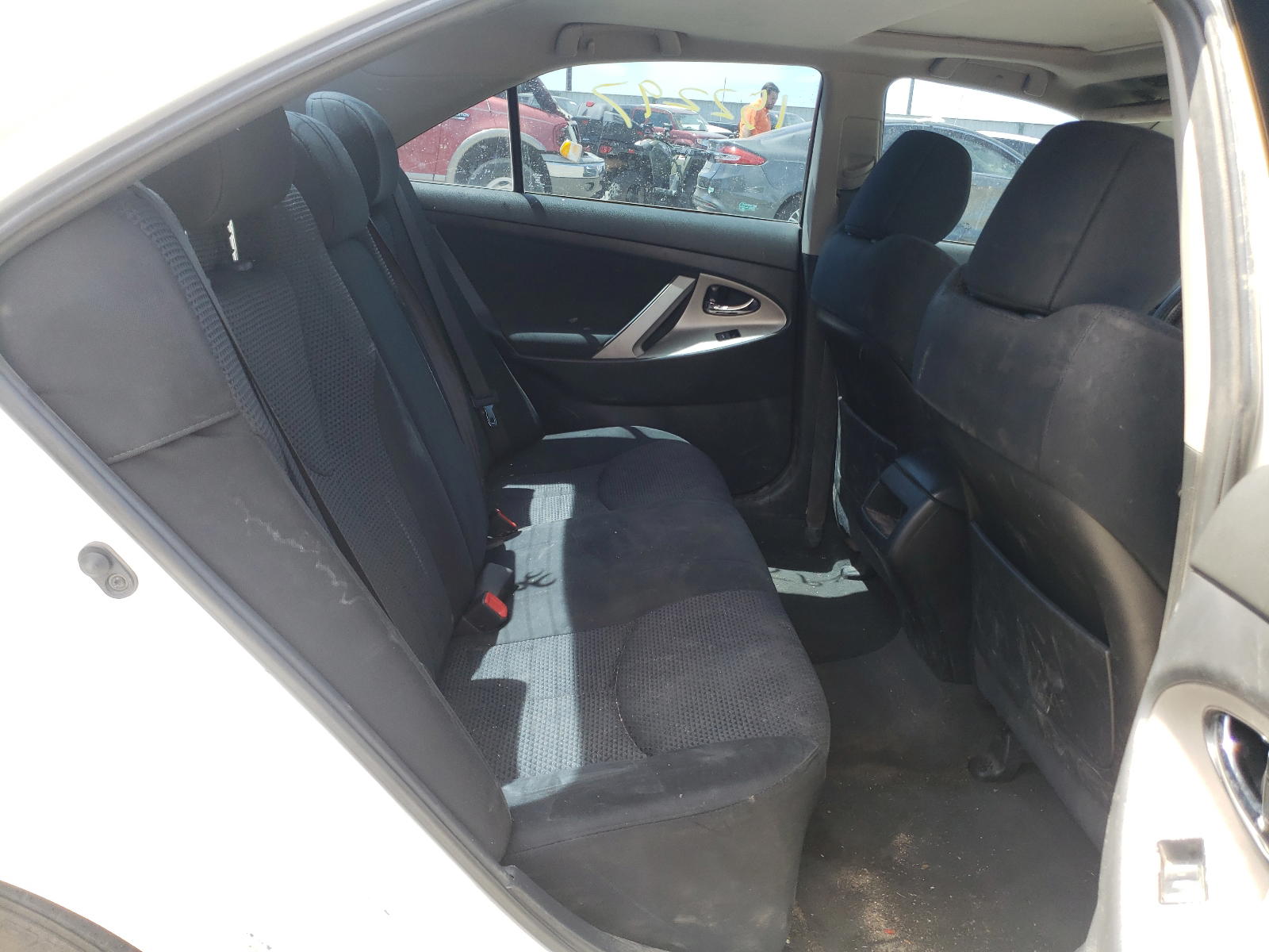 Photo 6 from auction – 2011 TOYOTA CAMRY BASE with VIN 4T1BF3EK5BU635175