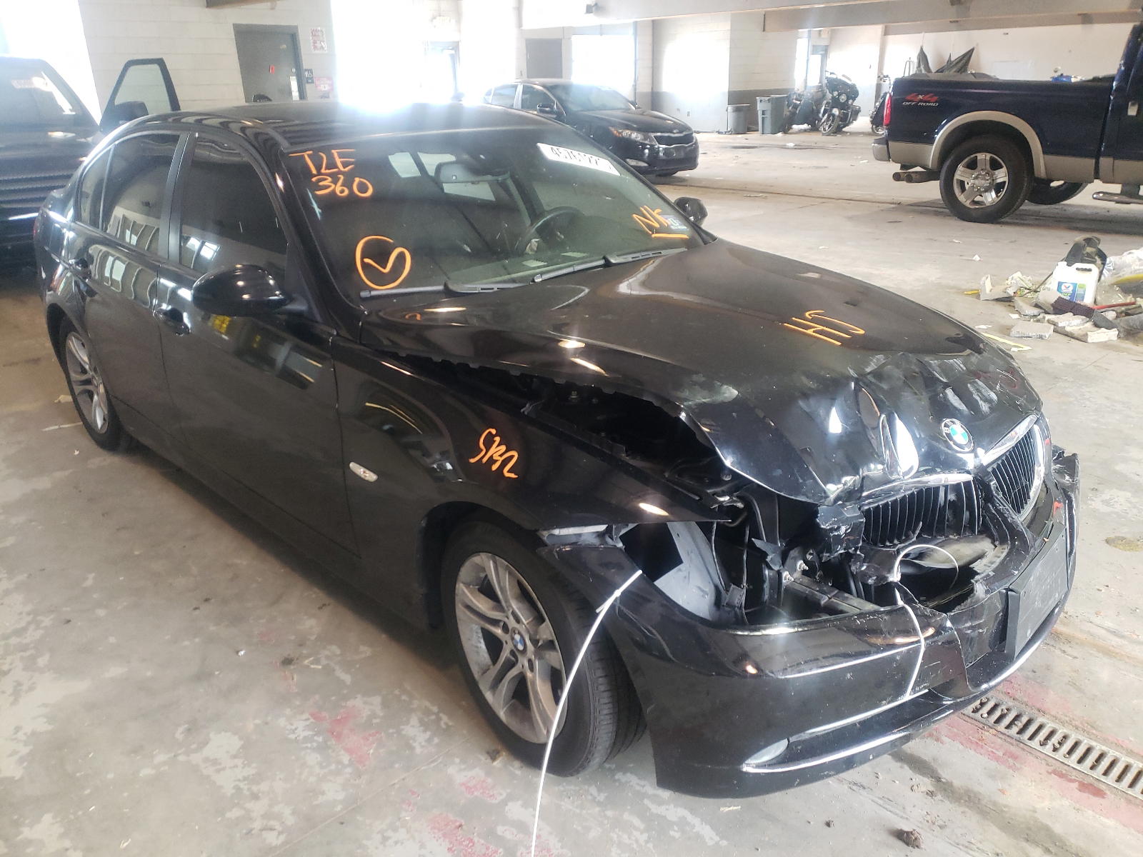 BMW 328 I 2008 with VIN WBAVA37578NL57113 - Photo from auction