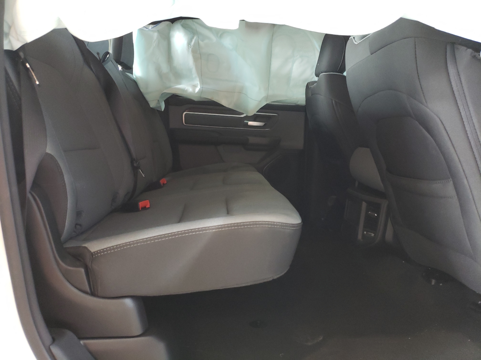 Photo 6 from auction – 2021 RAM 1500 BIG H with VIN 1C6RREFT9MN608966