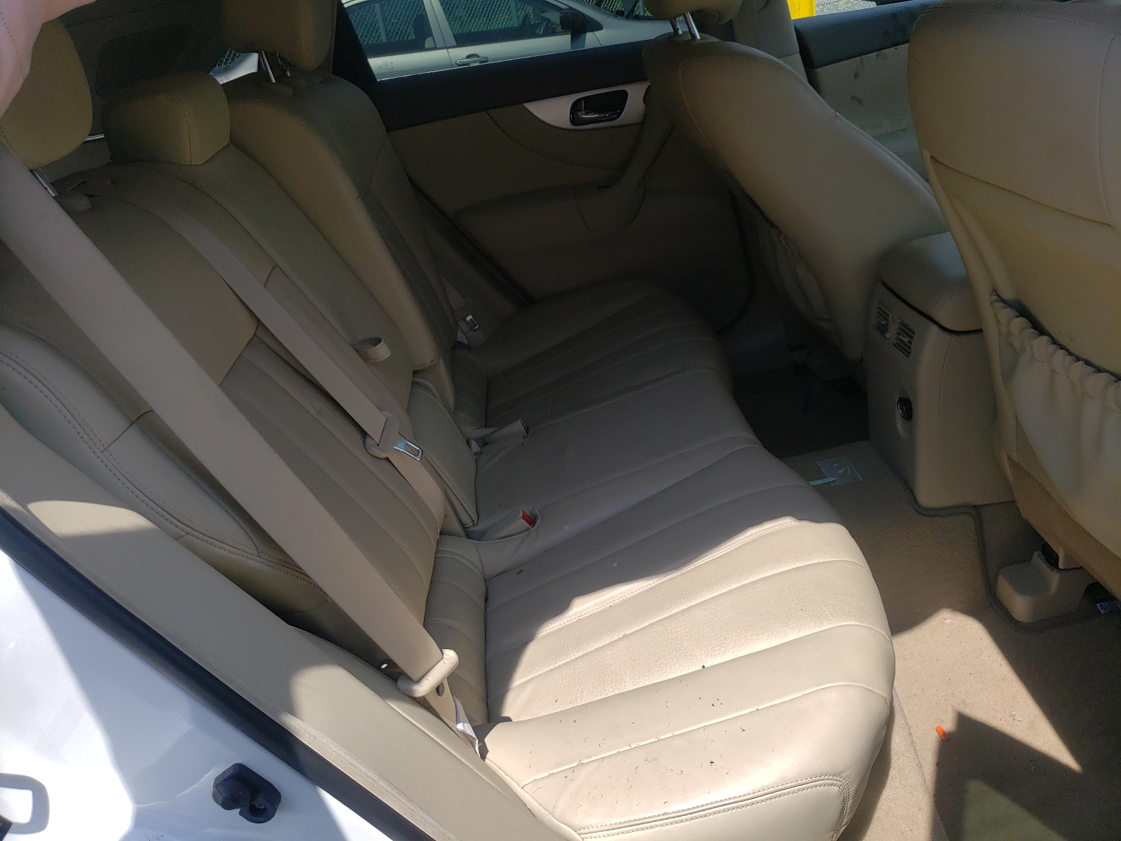 Photo 6 from auction – 2014 INFINITI QX70 with VIN JN8CS1MW1EM411052