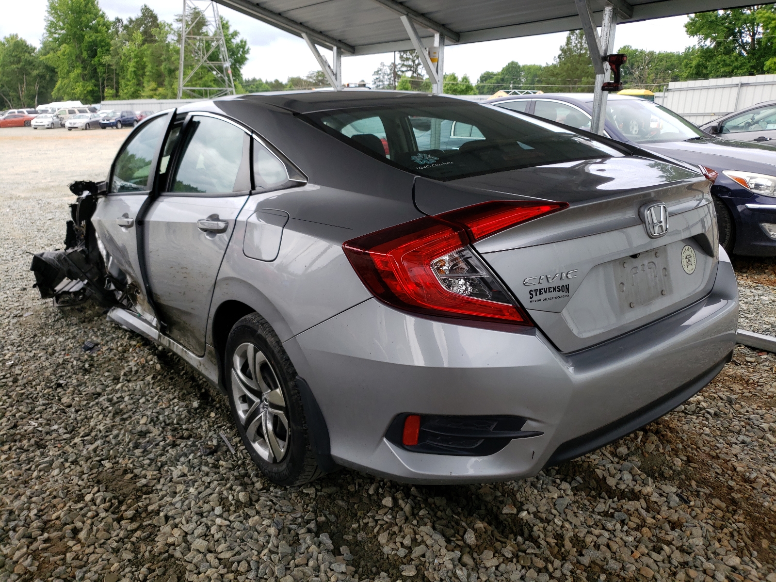 Photo 3 from auction – 2017 HONDA CIVIC LX with VIN 19XFC2F59HE038801