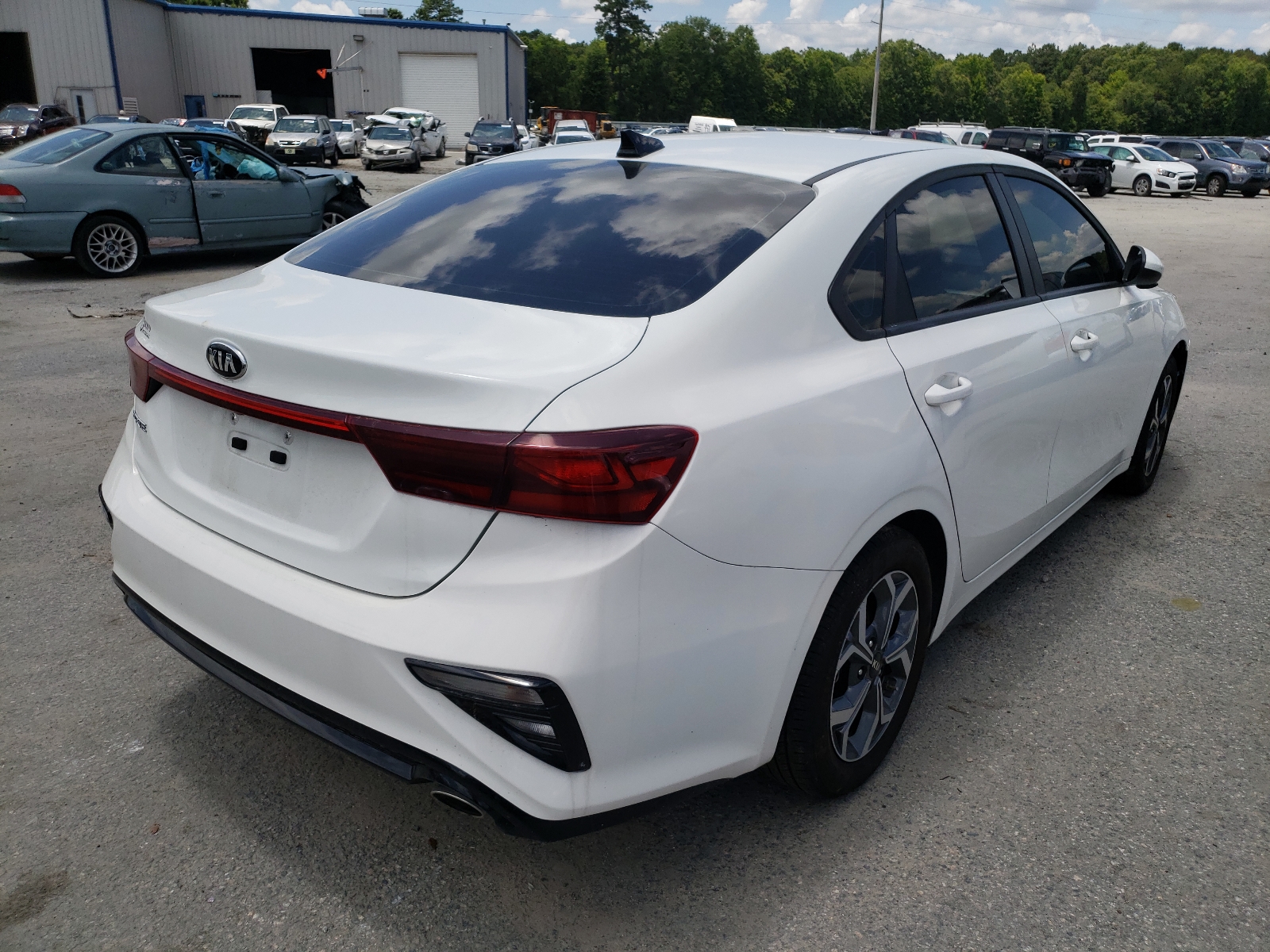 Photo 4 from auction – 2020 KIA FORTE FE with VIN 3KPF24AD6LE143348