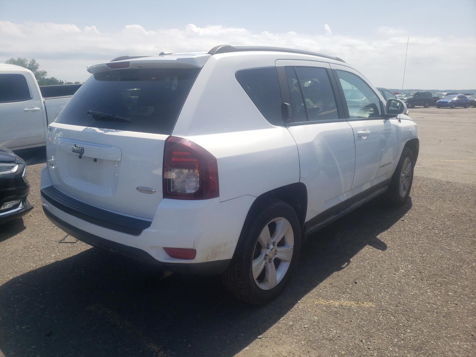 Photo 4 from auction – 2016 JEEP COMPASS LA with VIN 1C4NJDEB0GD685317