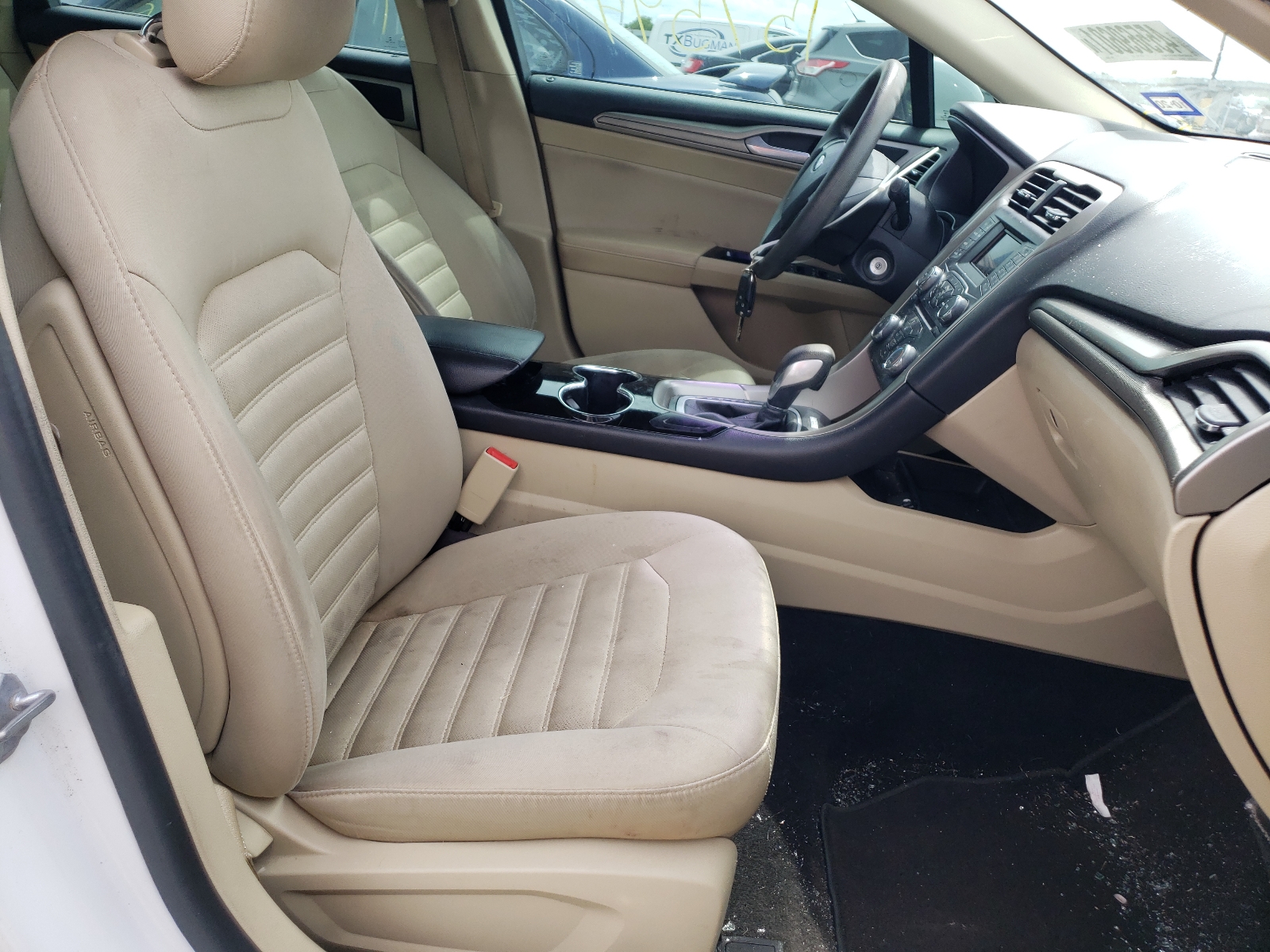 Photo 5 from auction – 2014 FORD FUSION SE with VIN 3FA6P0H72ER298314