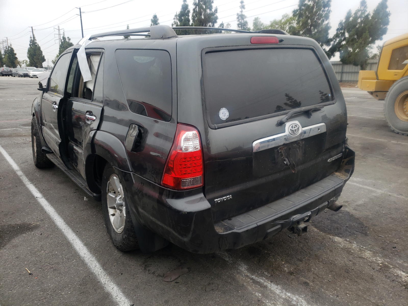Photo 3 from auction – 2007 TOYOTA 4RUNNER SR with VIN JTEBU14R870114815