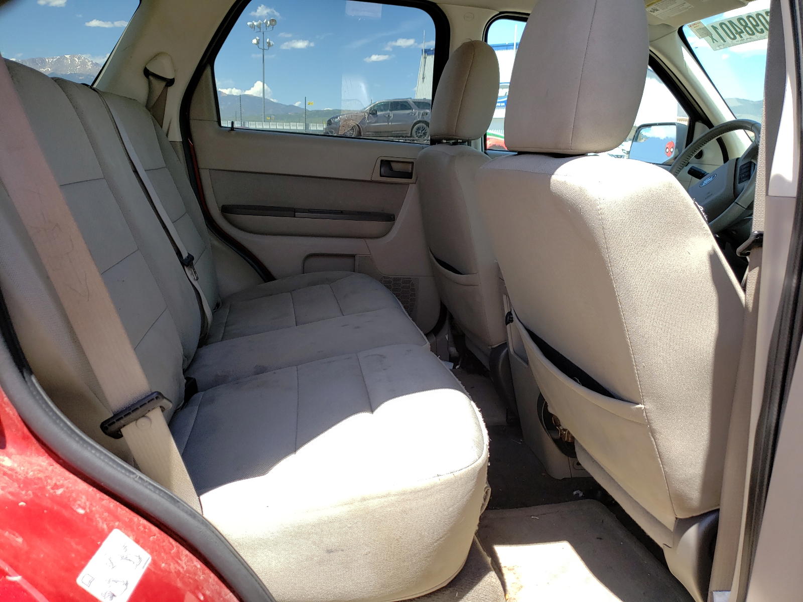Photo 6 from auction – 2010 FORD ESCAPE XLT with VIN 1FMCU0D72AKC82846