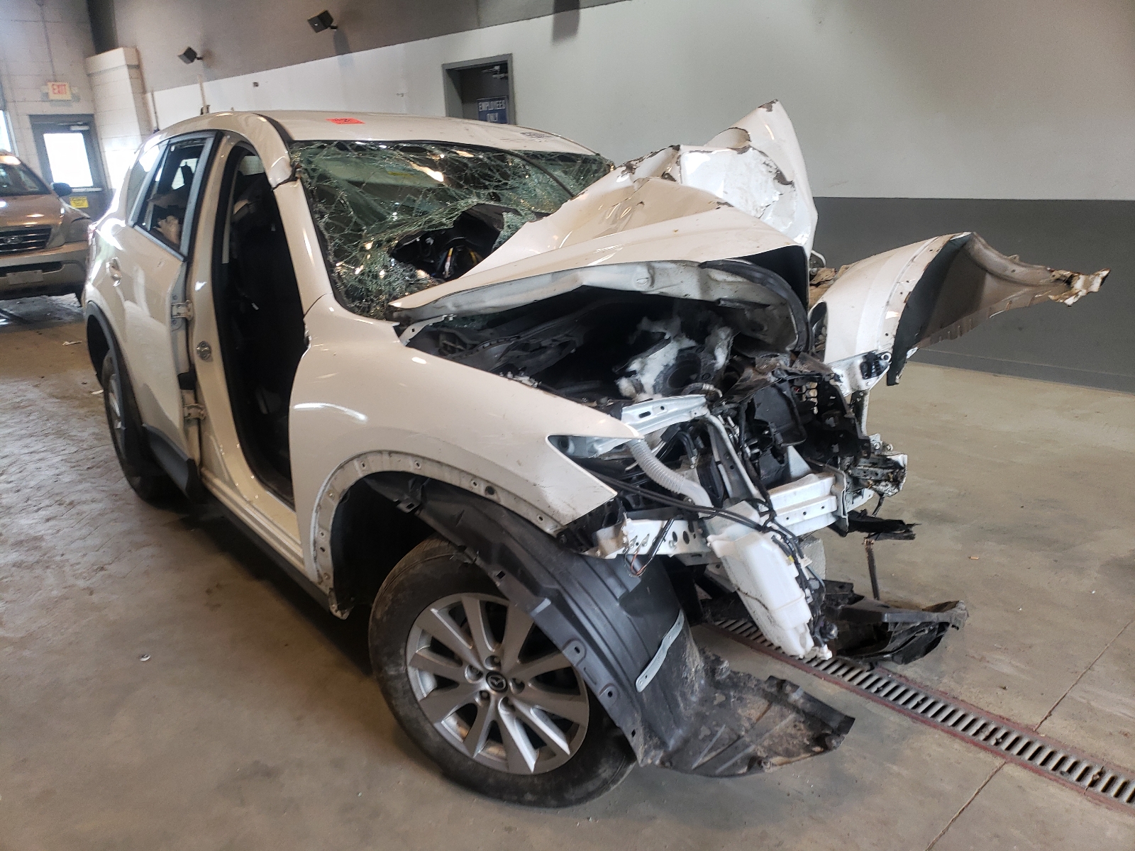 Photo 1 from auction – 2015 MAZDA CX-5 SPORT with VIN JM3KE2BE1F0494478