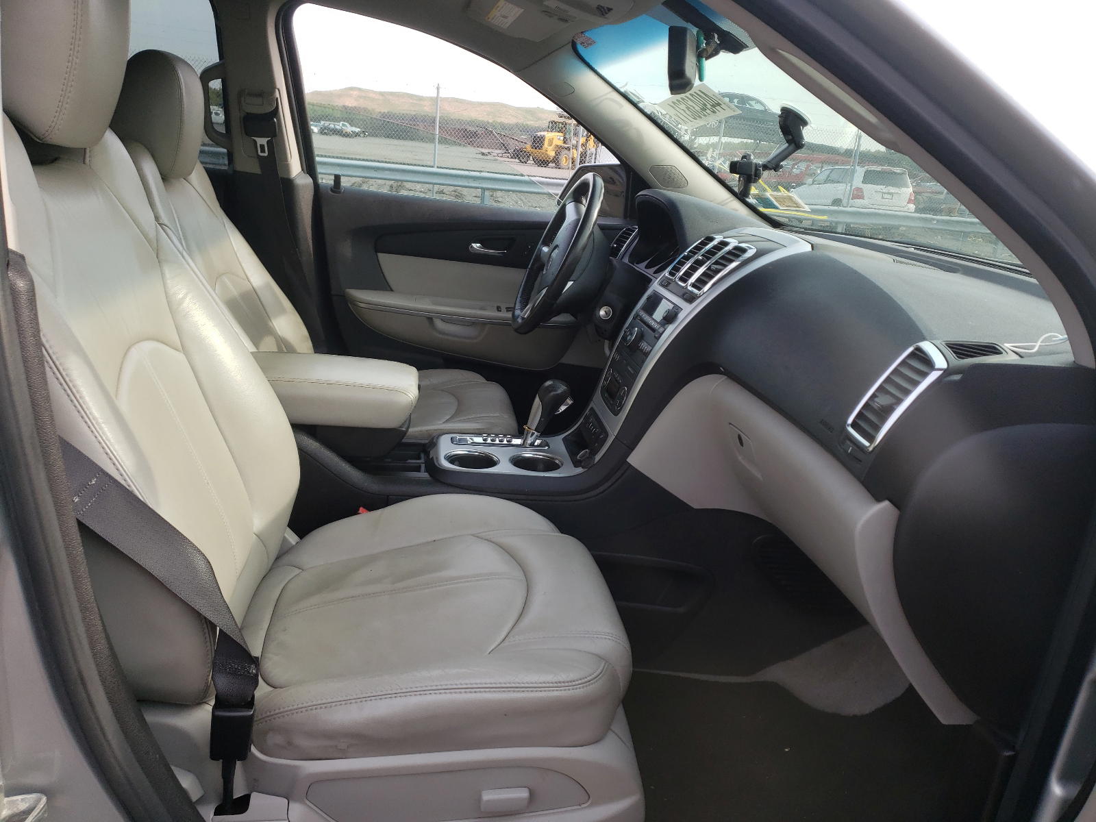 Photo 5 from auction – 2012 GMC ACADIA SLT with VIN 1GKKVRED2CJ120122