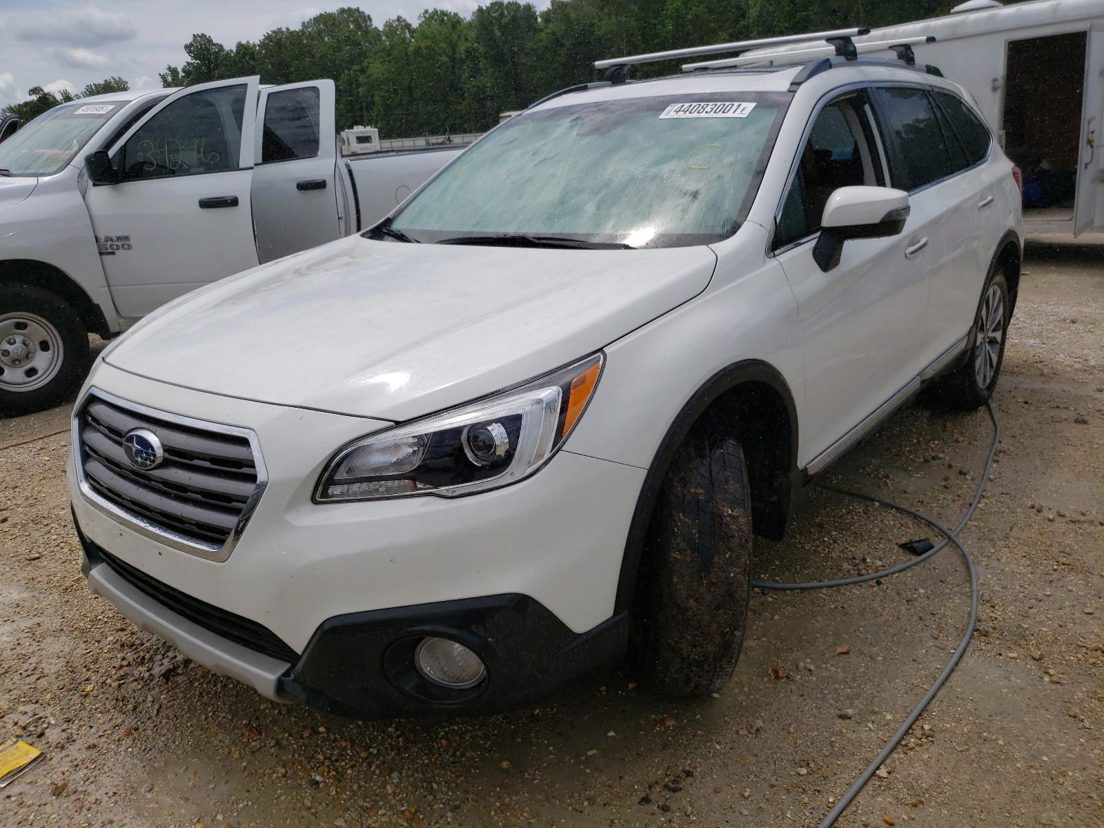 Photo 2 from auction – 2017 SUBARU OUTBACK TO with VIN 4S4BSETC5H3346878