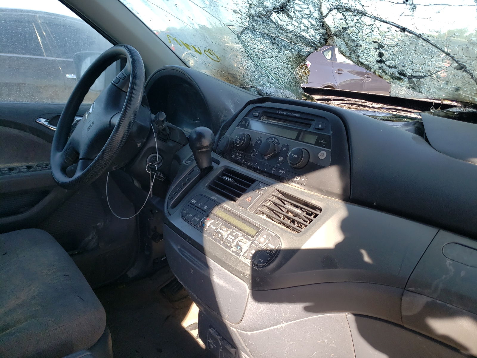 Photo 9 from auction – 2006 HONDA ODYSSEY EX with VIN 5FNRL38466B422520