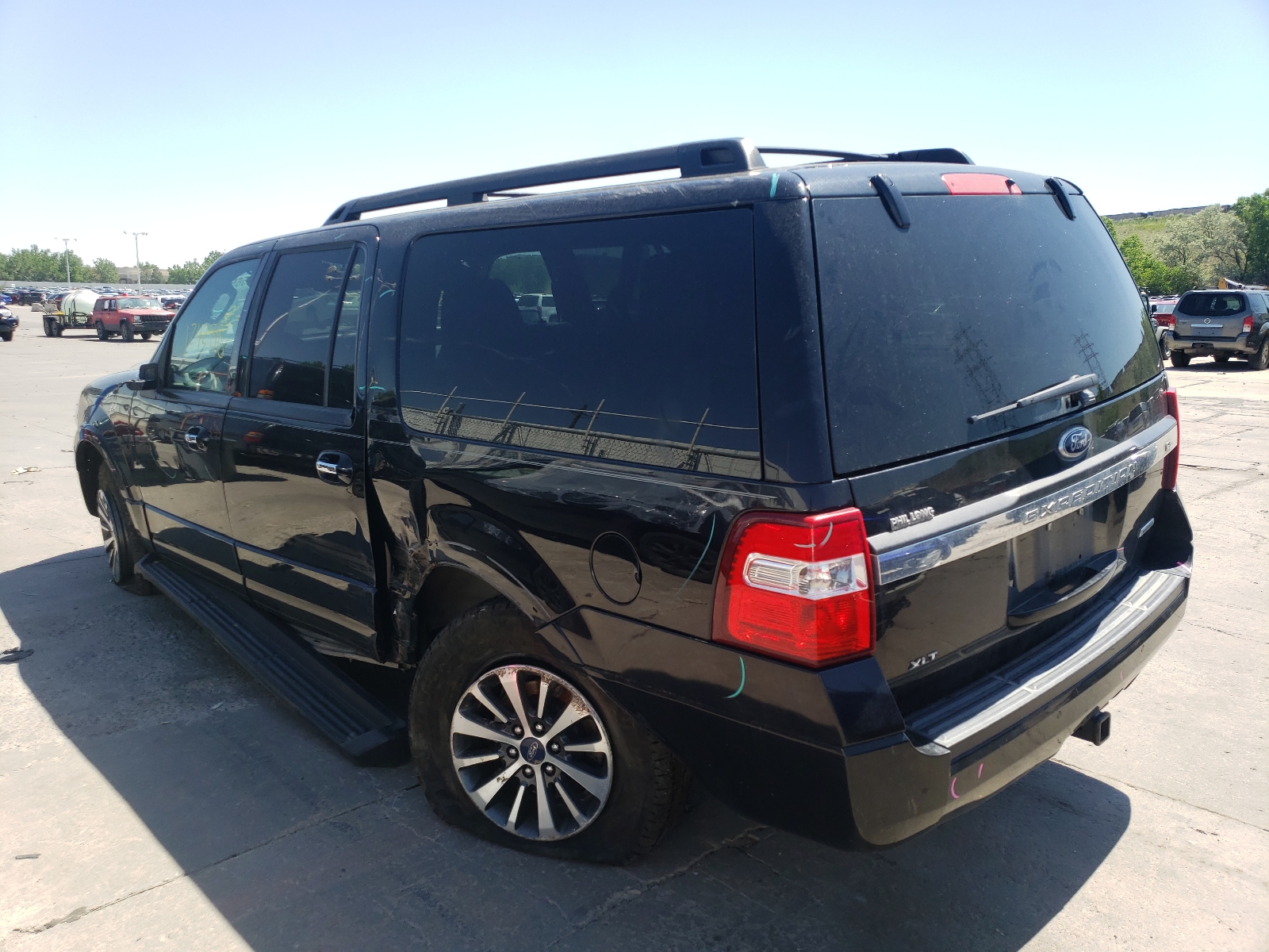 Photo 3 from auction – 2016 FORD EXPEDITION with VIN 1FMJK1JT3GEF38794