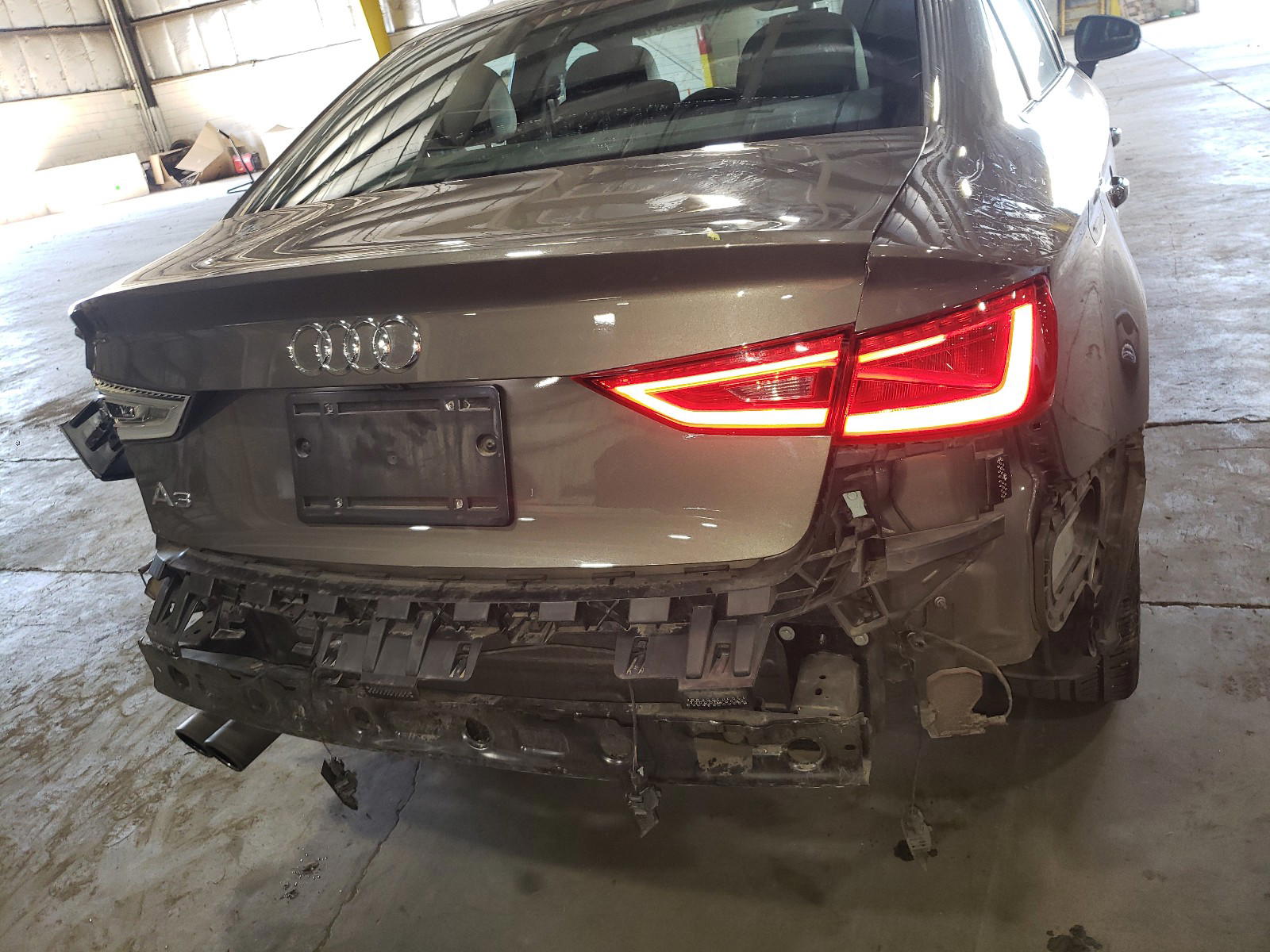 Photo 9 from auction – 2016 AUDI A3 PREMIUM with VIN WAUA7GFF6G1002602