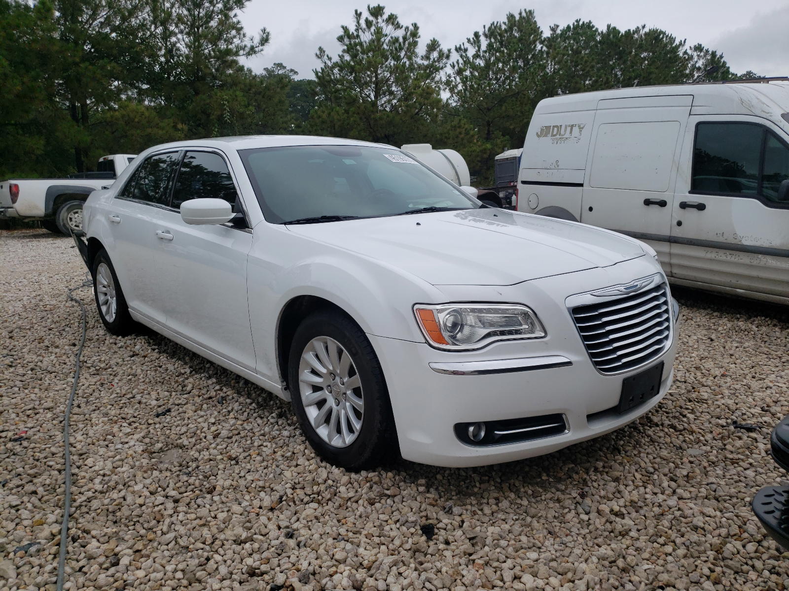 CHRYSLER 300 2014 with VIN 2C3CCAAG2EH380763 - Photo from auction