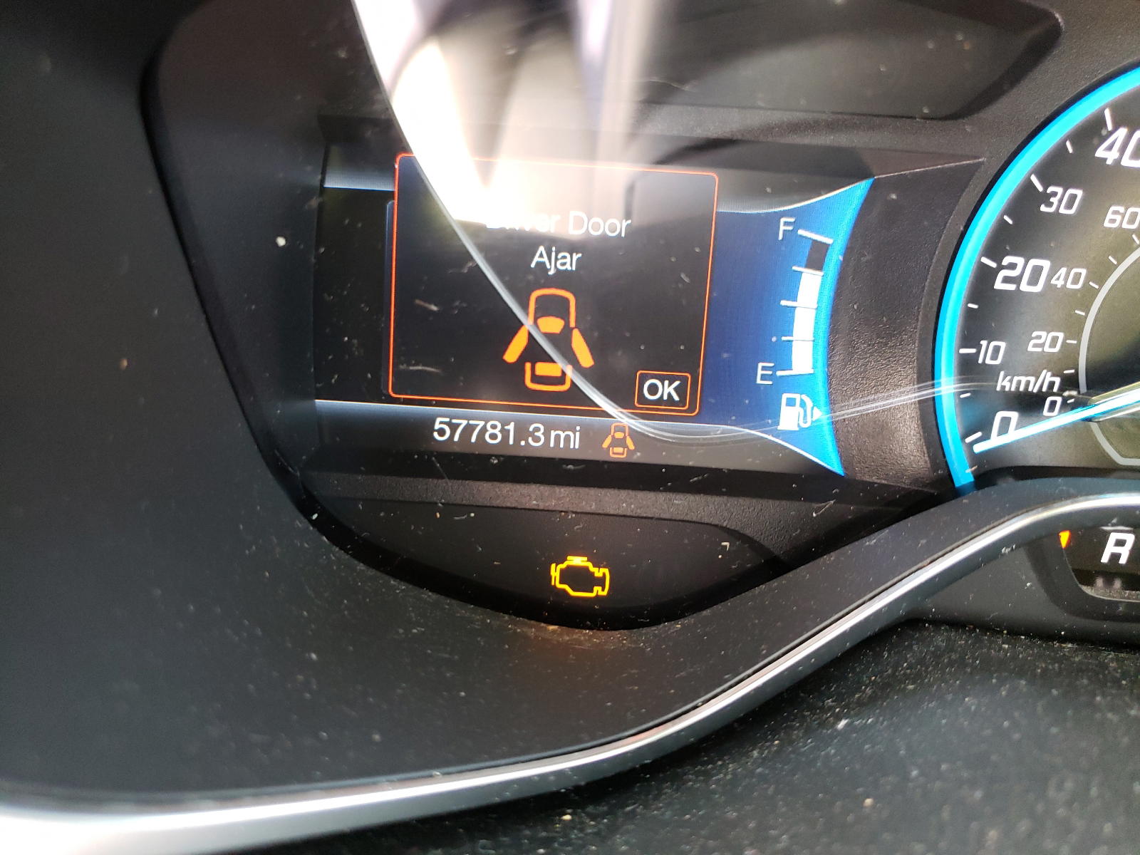 Photo 8 from auction – 2017 FORD C-MAX SE with VIN 1FADP5AU2HL118479